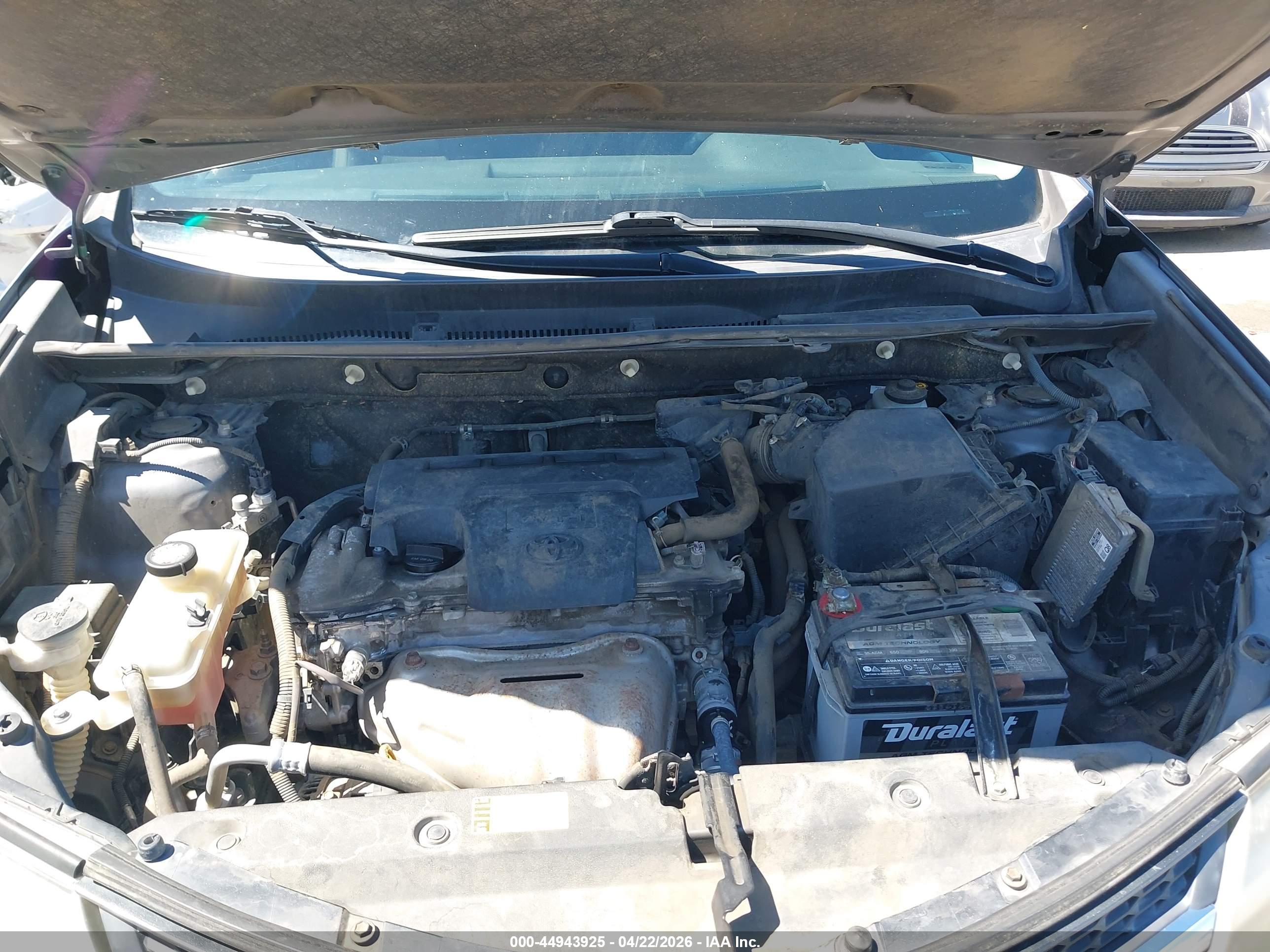TOYOTA RAV4 image 10