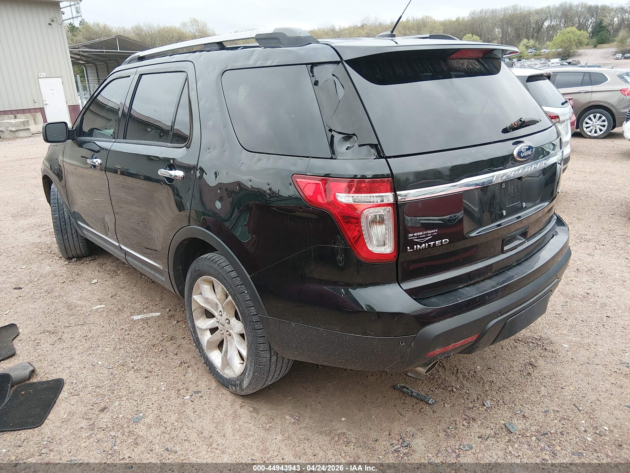FORD EXPLORER image 3