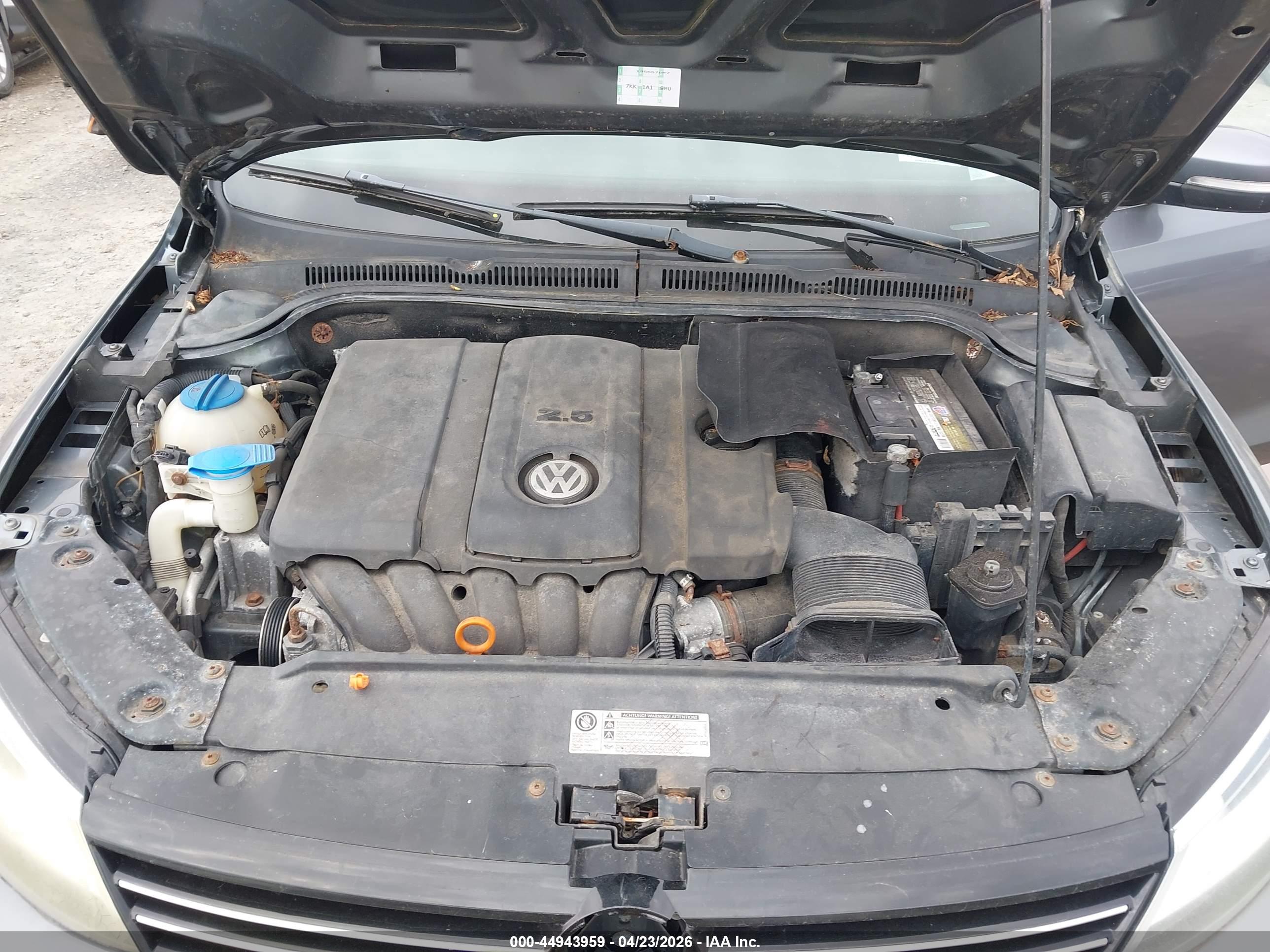 VOLKSWAGEN JETTA image 10