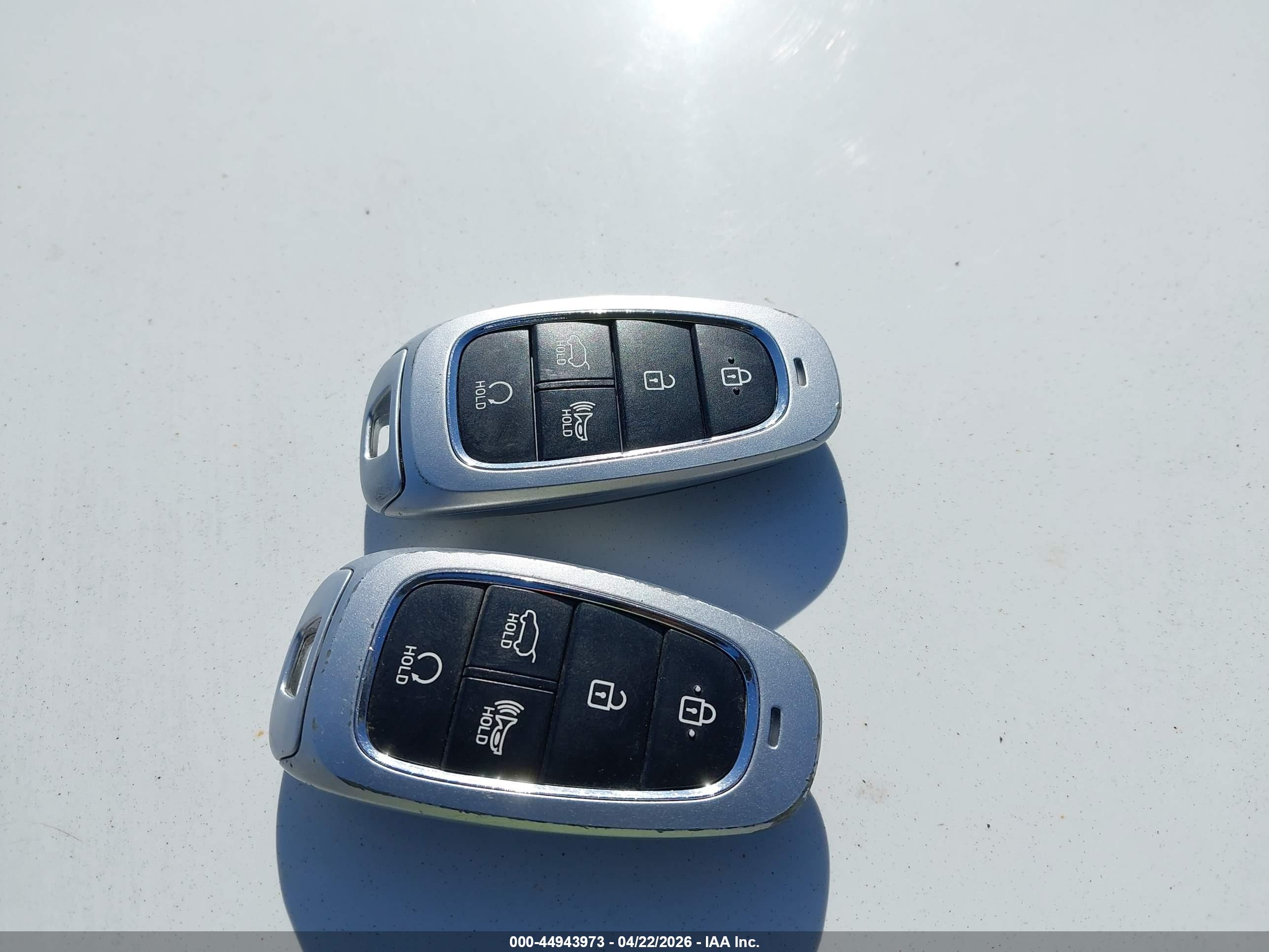 HYUNDAI TUCSON image 11