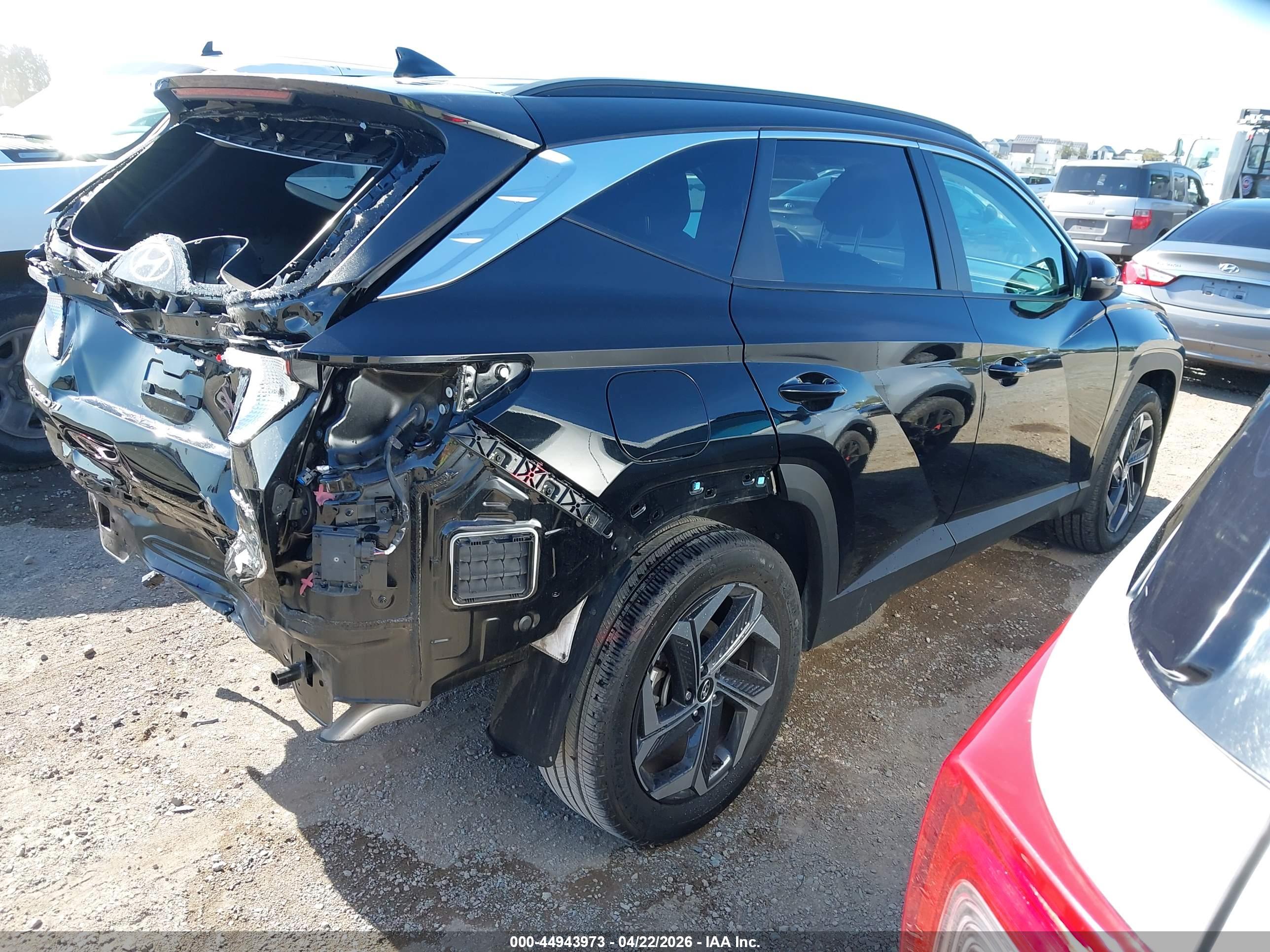 HYUNDAI TUCSON image 4
