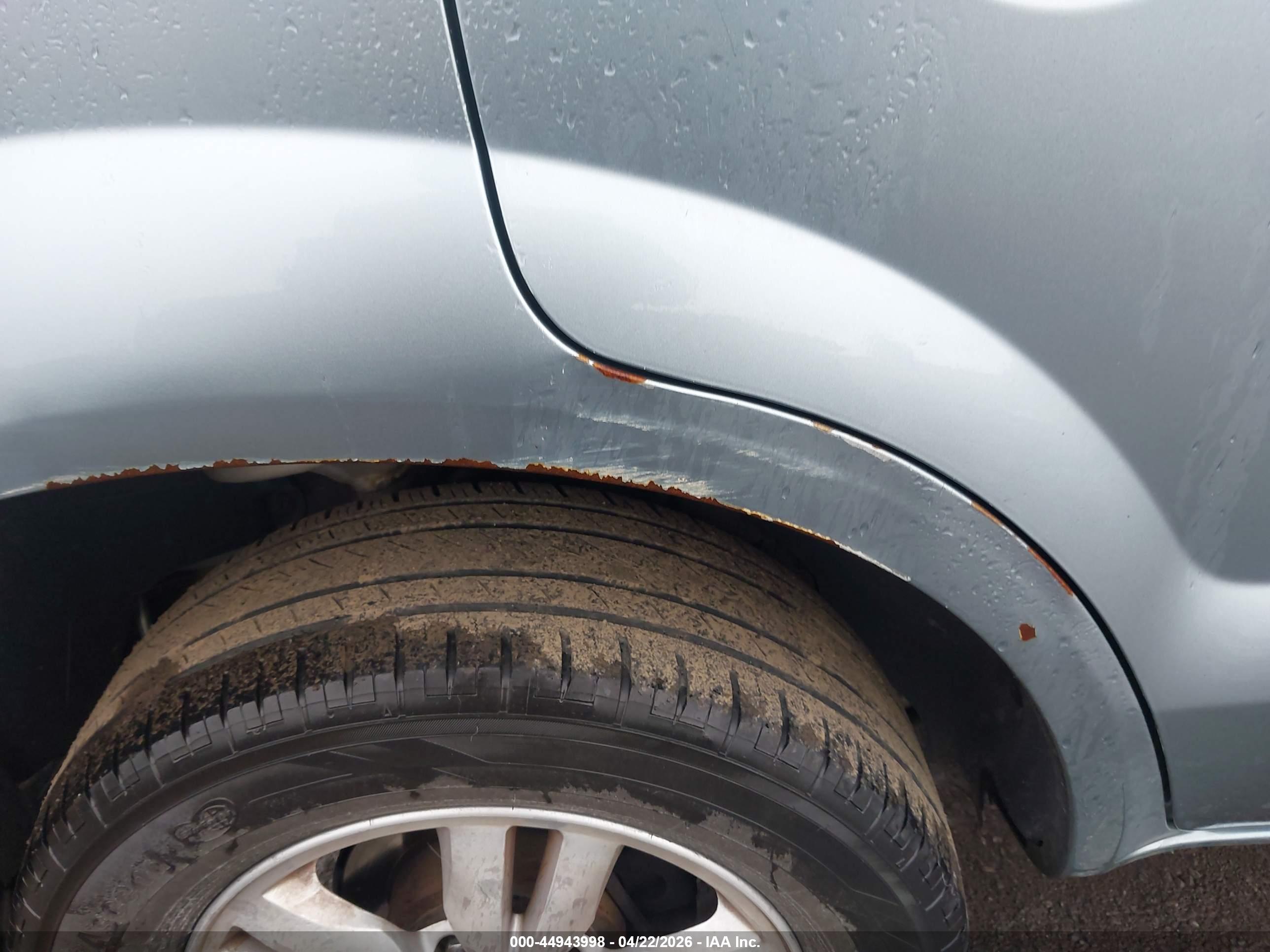 HYUNDAI TUCSON image 6