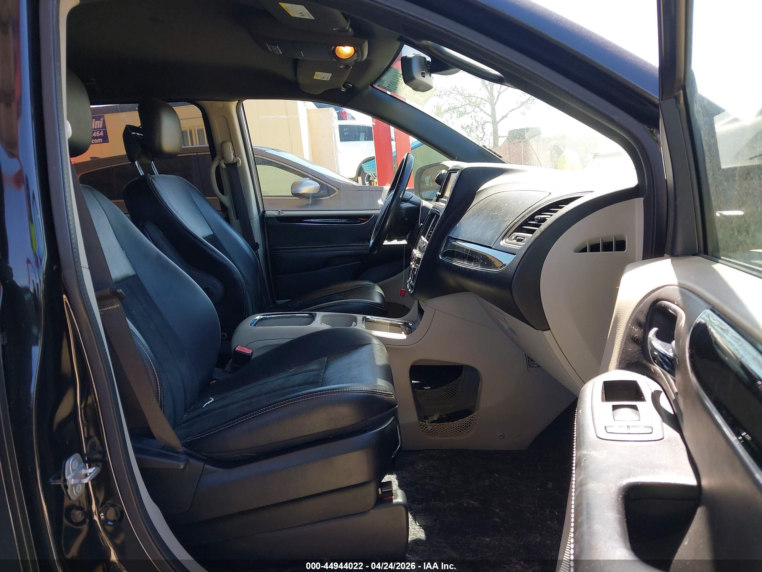 DODGE GRAND image 5