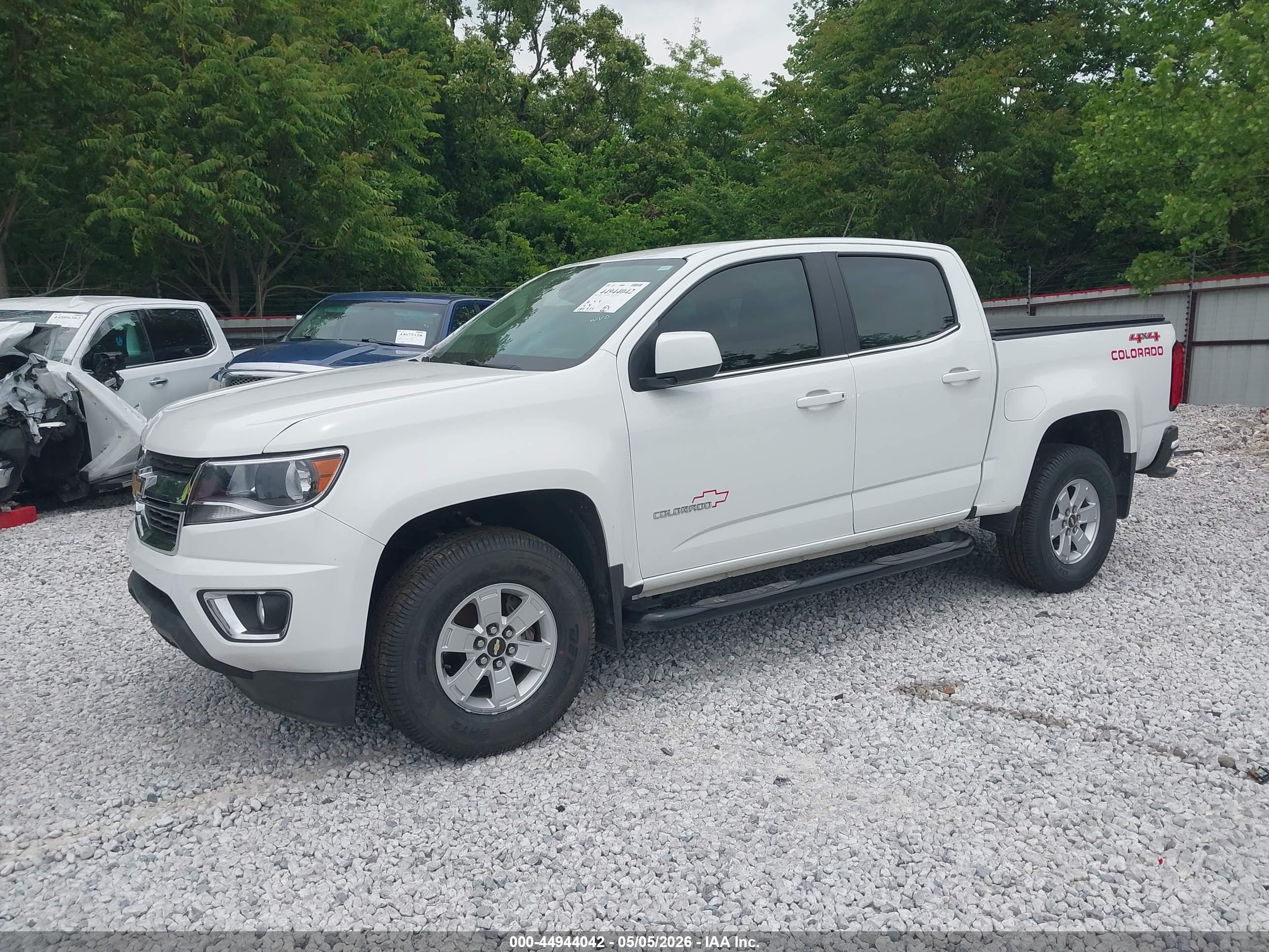 CHEVROLET COLORADO image 2