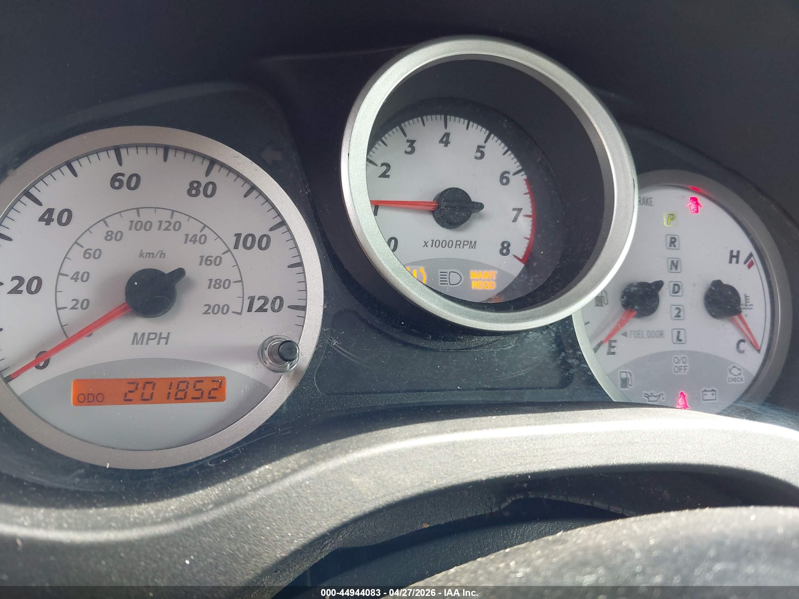 TOYOTA RAV4 image 7