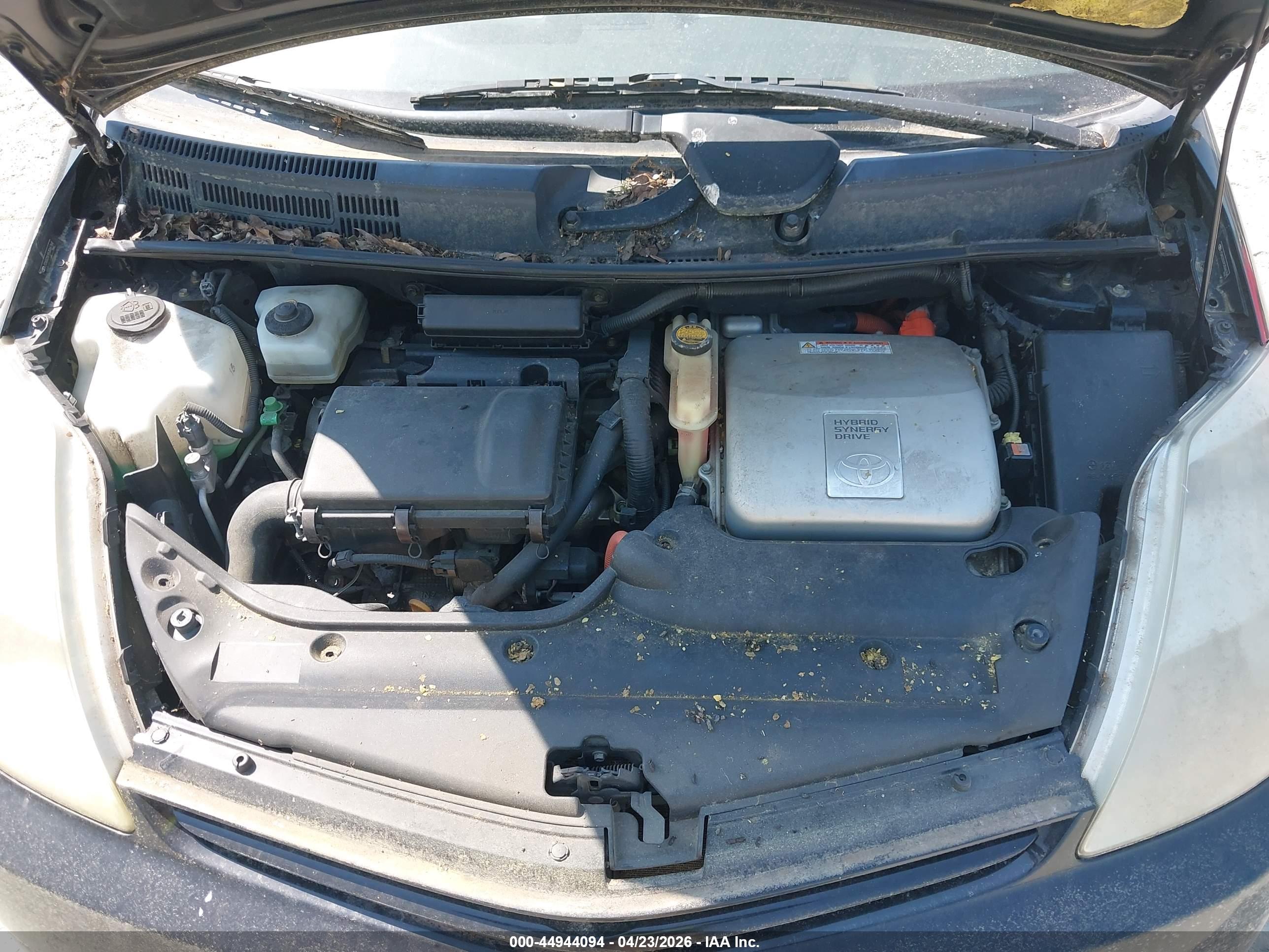 TOYOTA PRIUS image 10