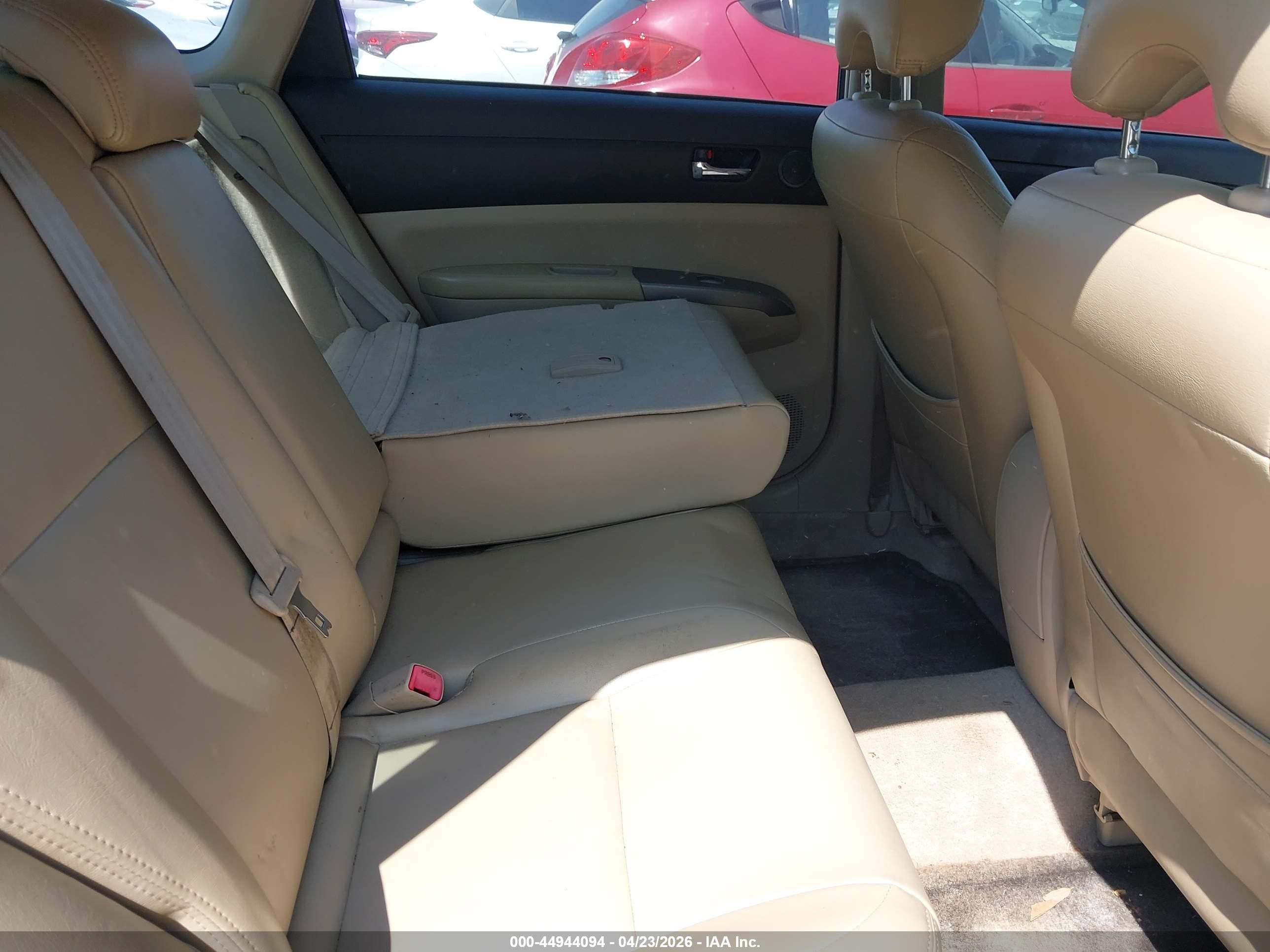 TOYOTA PRIUS image 8