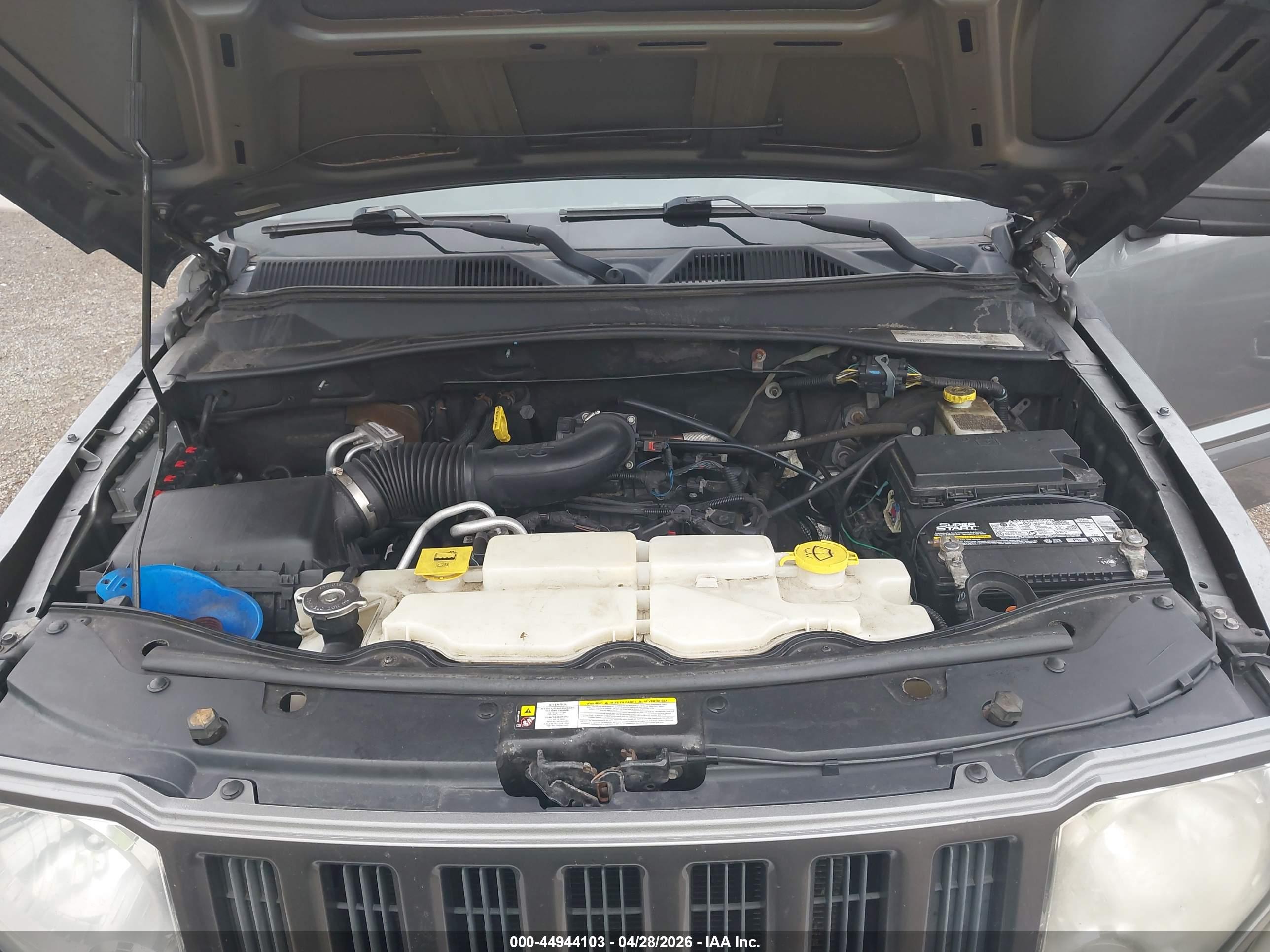 JEEP LIBERTY image 10