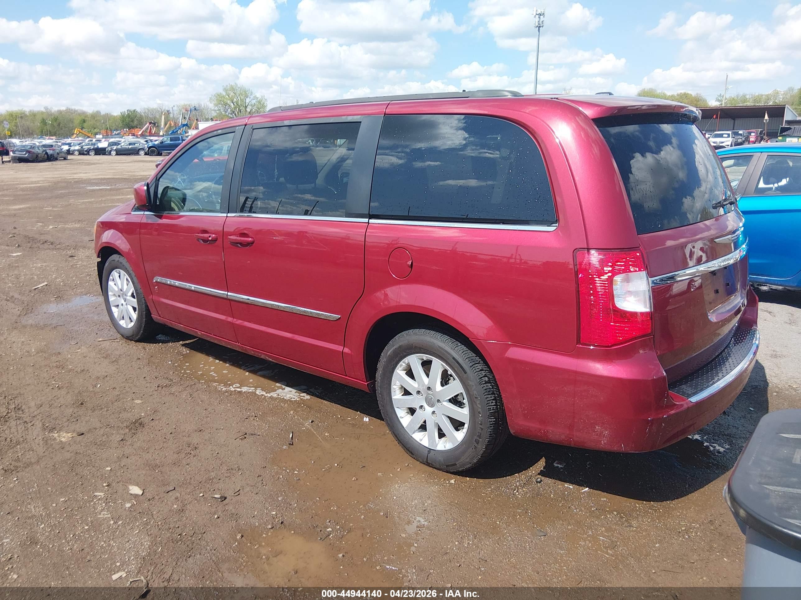 CHRYSLER TOWN image 3