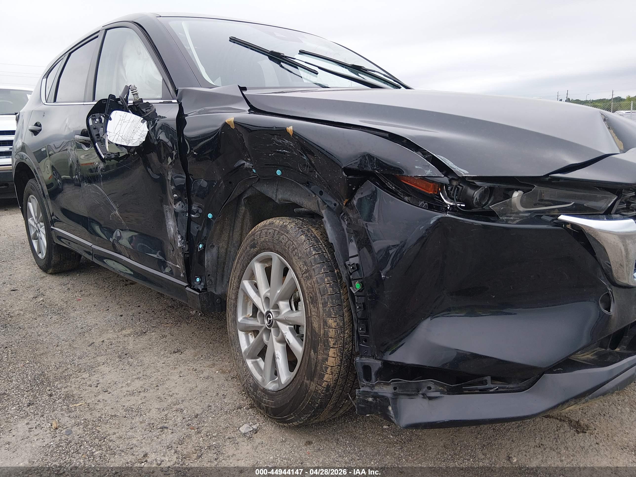 MAZDA CX-5 image 6
