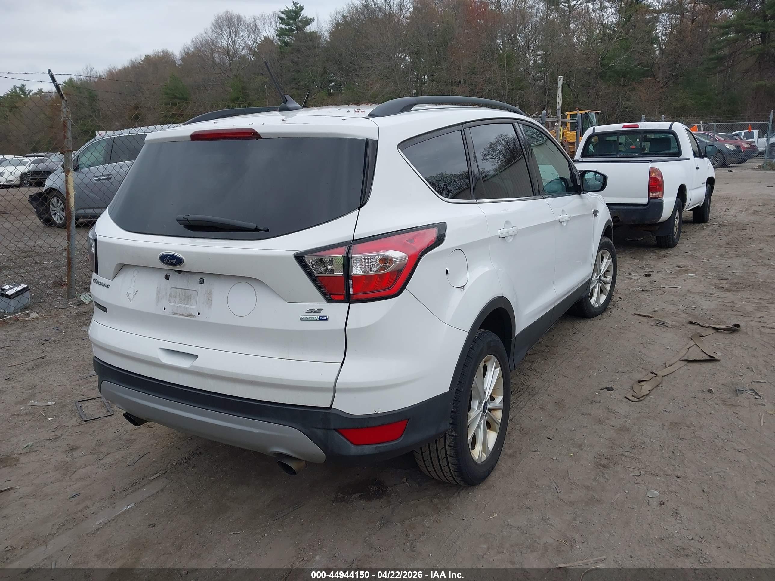 FORD ESCAPE image 4