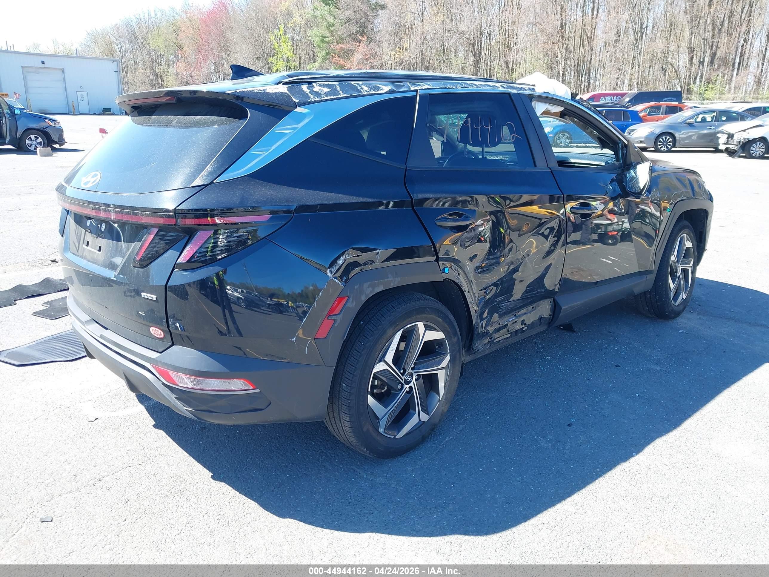 HYUNDAI TUCSON image 4