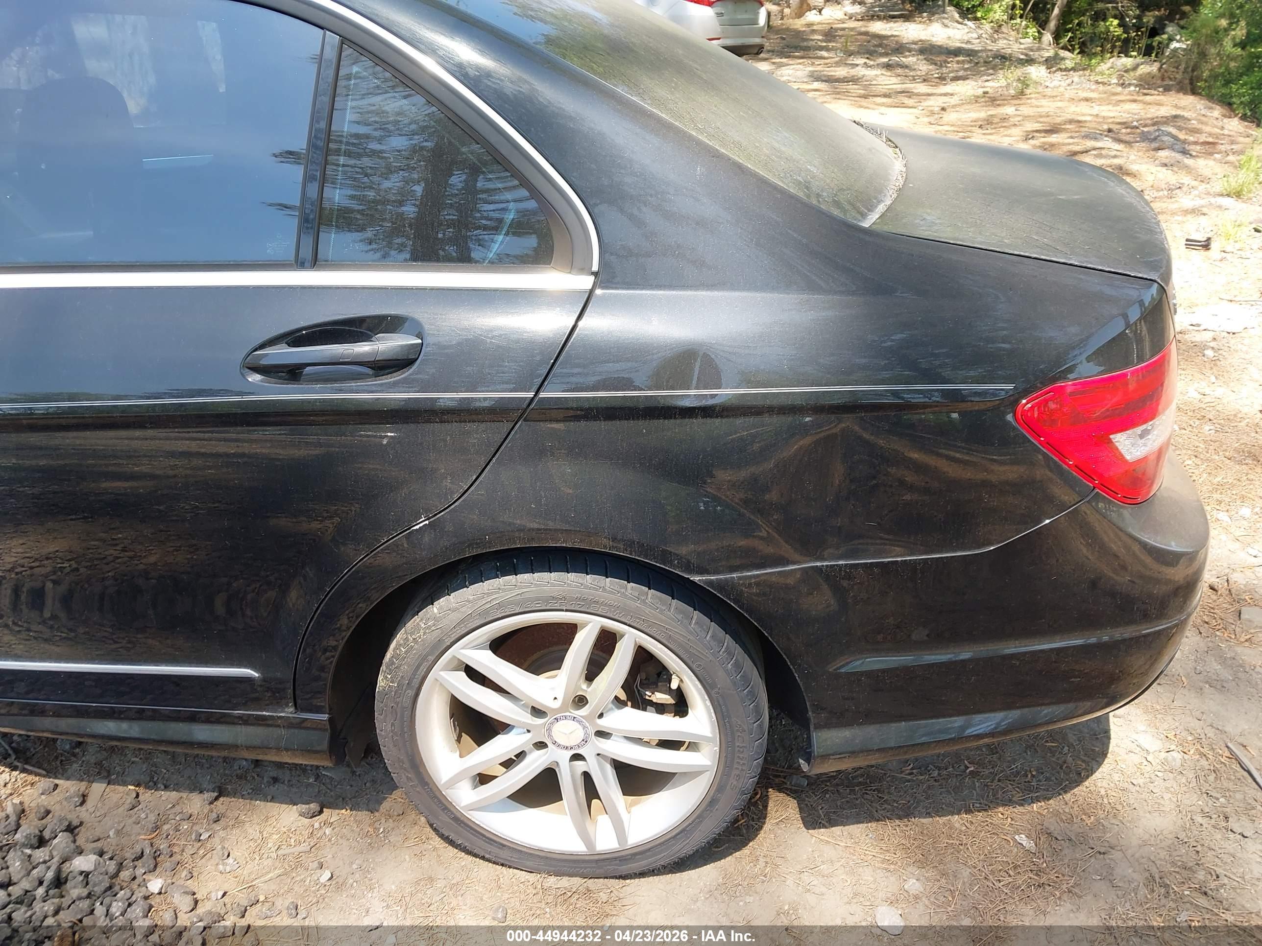 MERCEDES-BENZ C image 6