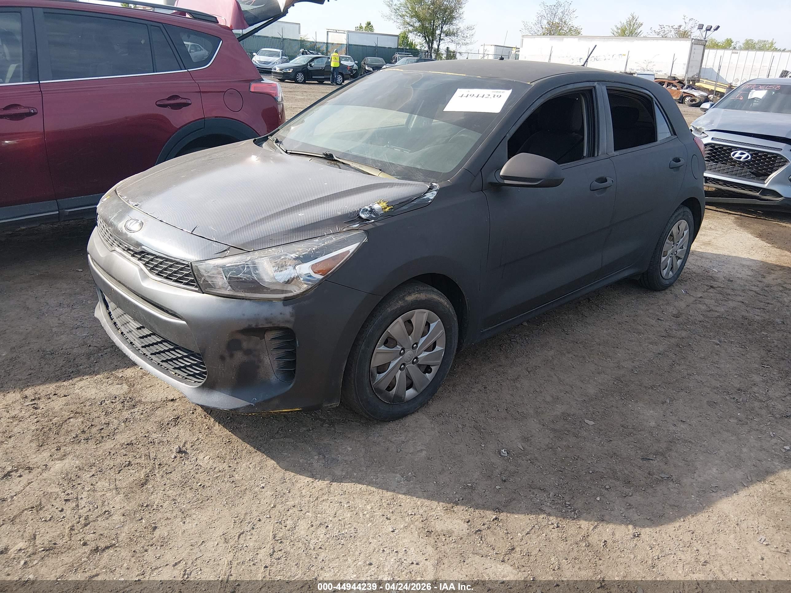 KIA RIO image 2