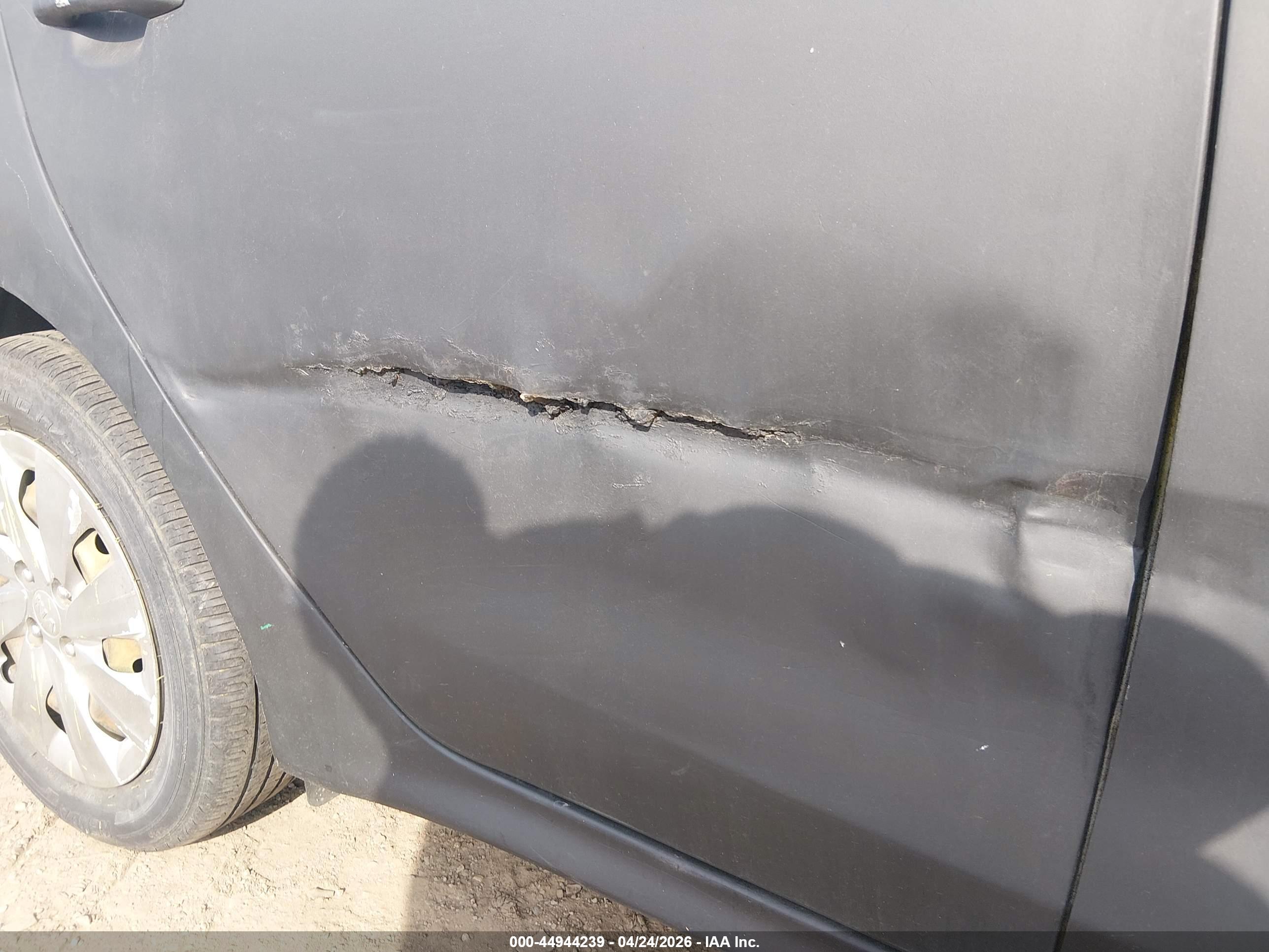 KIA RIO image 6