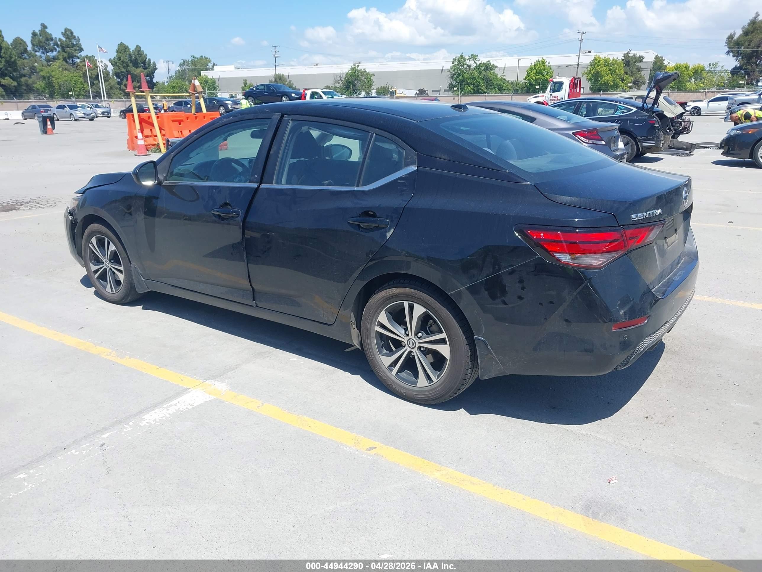 NISSAN SENTRA image 3