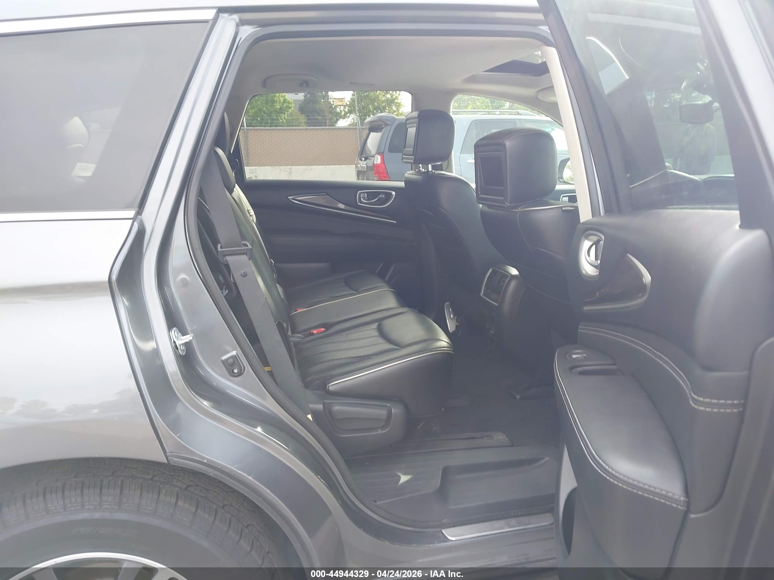 INFINITI QX60 image 8