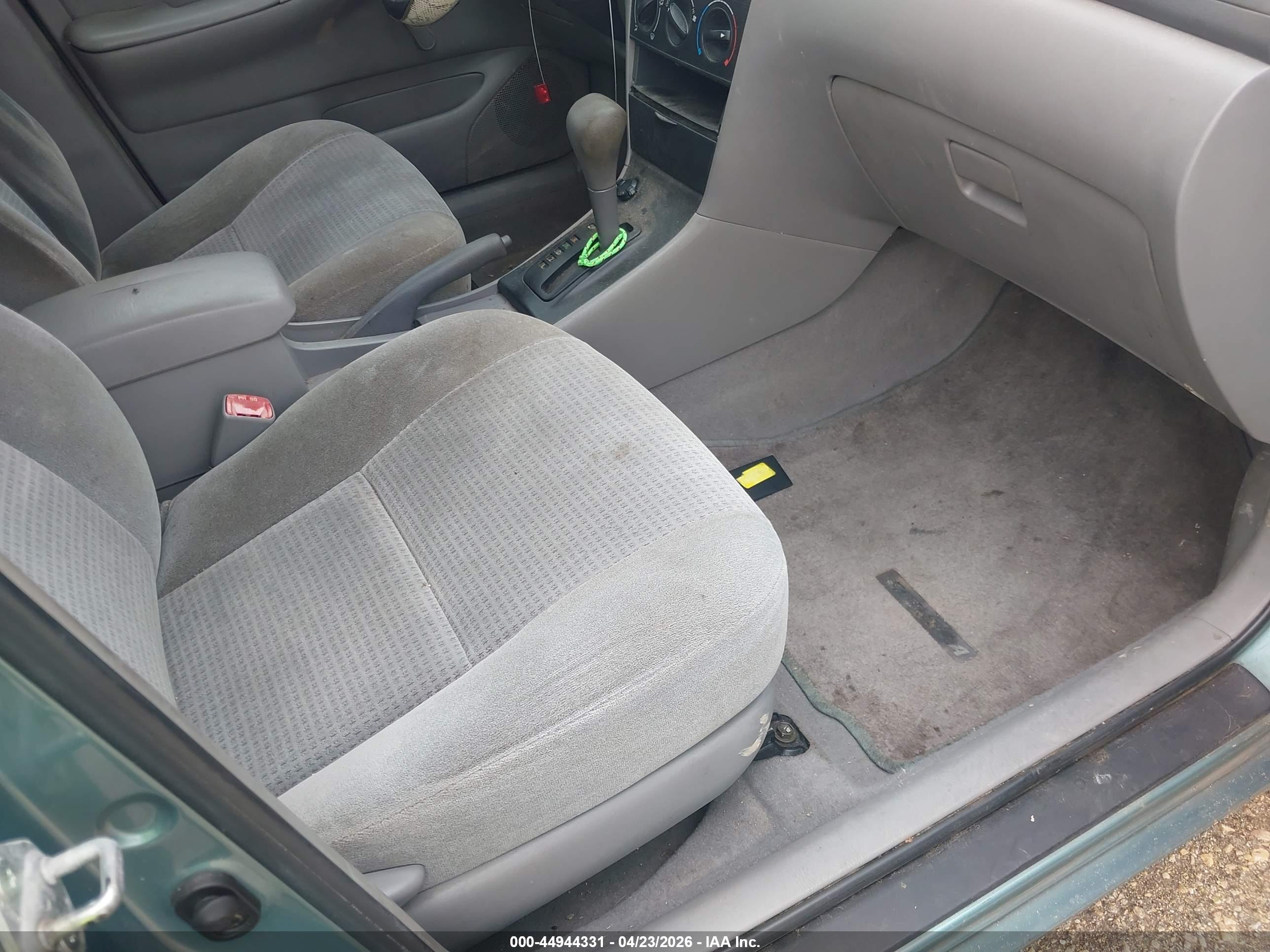 TOYOTA COROLLA image 5
