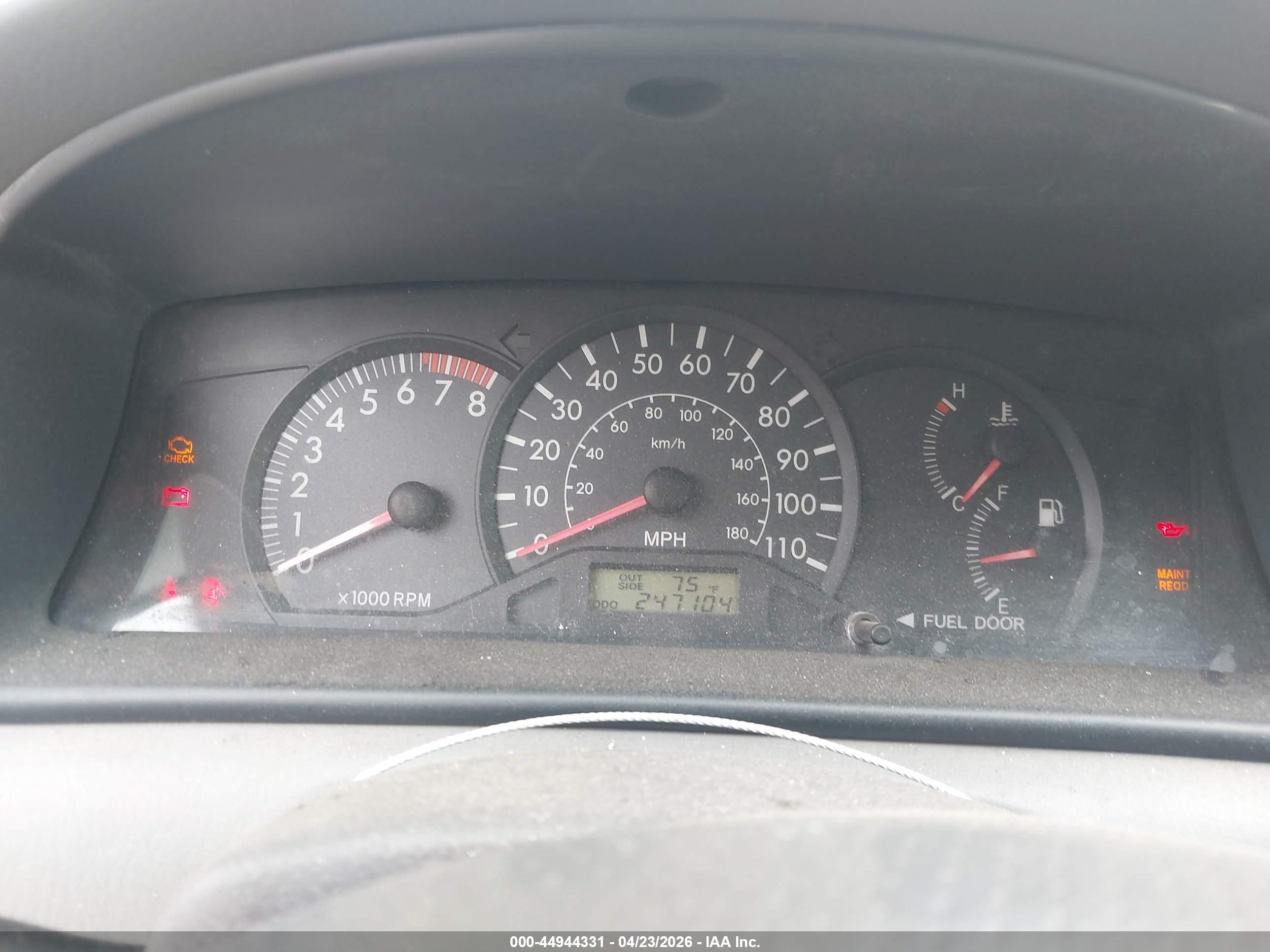 TOYOTA COROLLA image 7