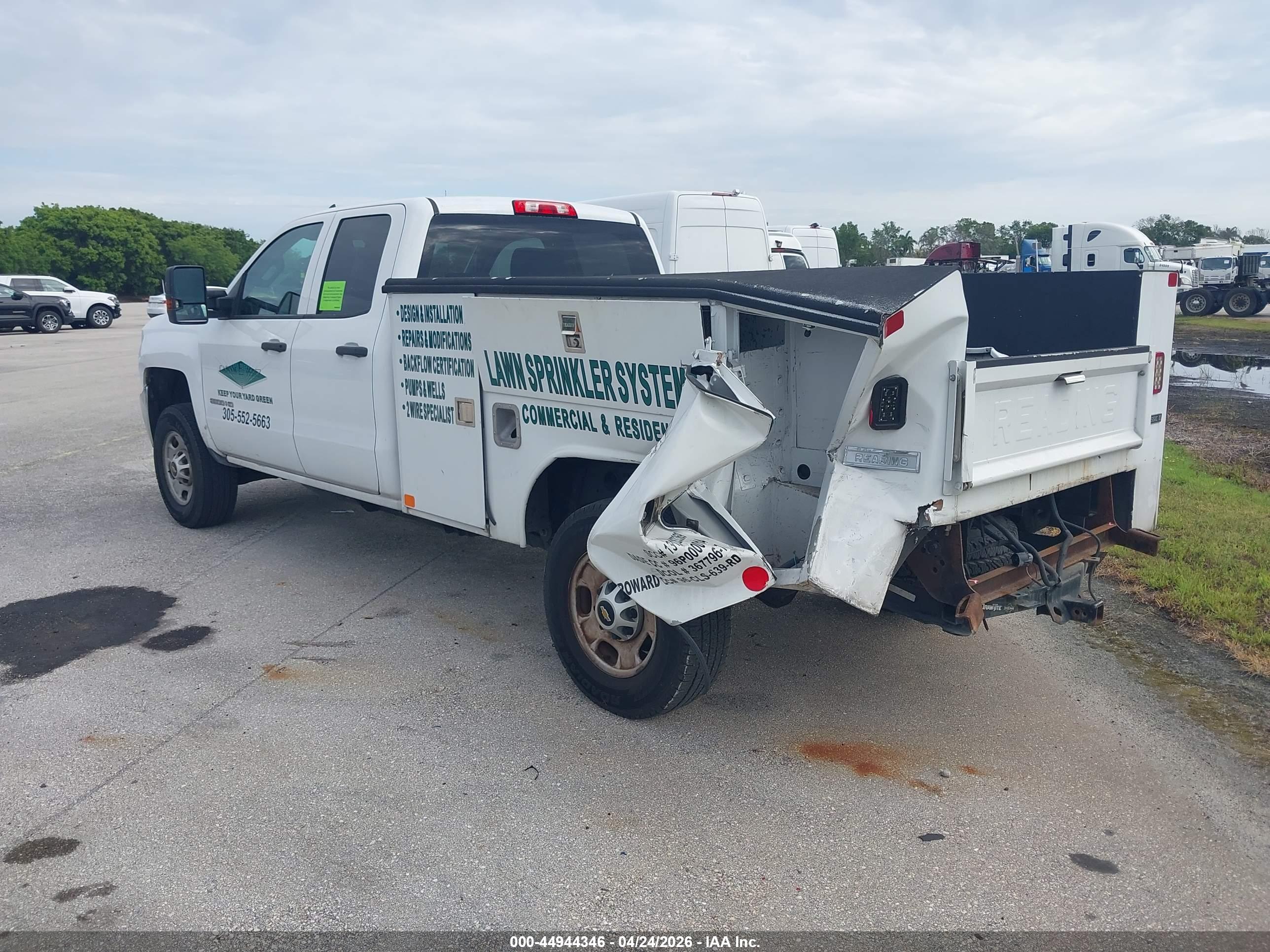 CHEVROLET SILVERADO image 3