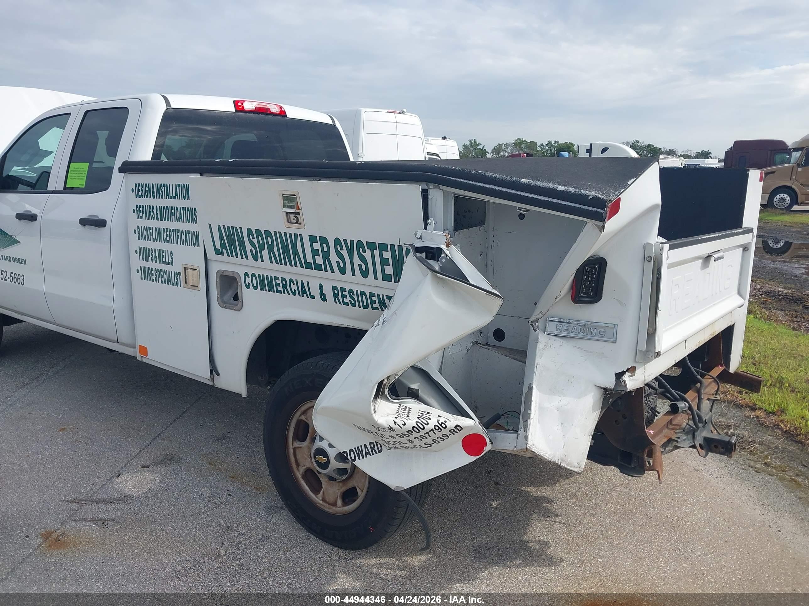 CHEVROLET SILVERADO image 6
