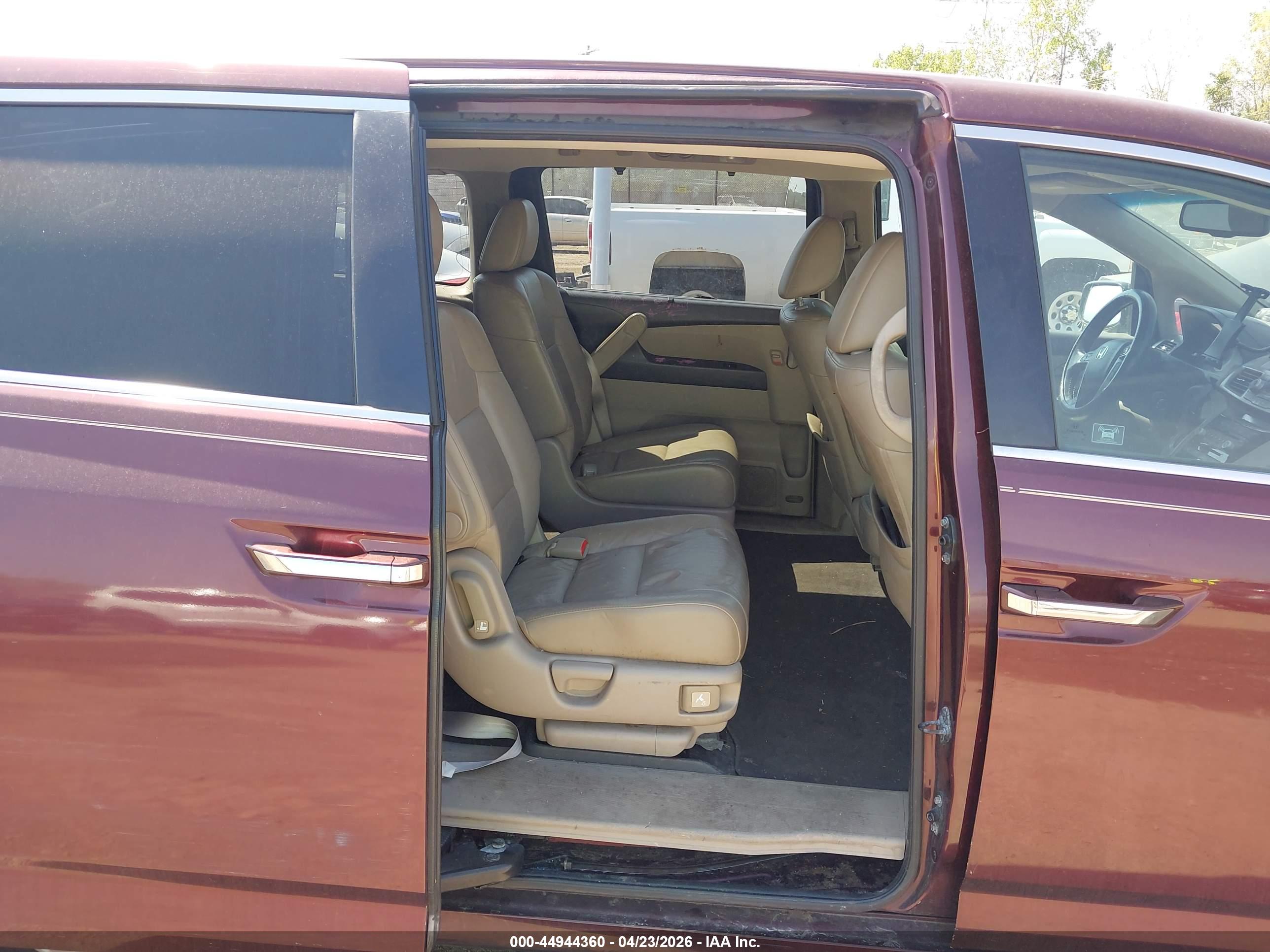 HONDA ODYSSEY image 8
