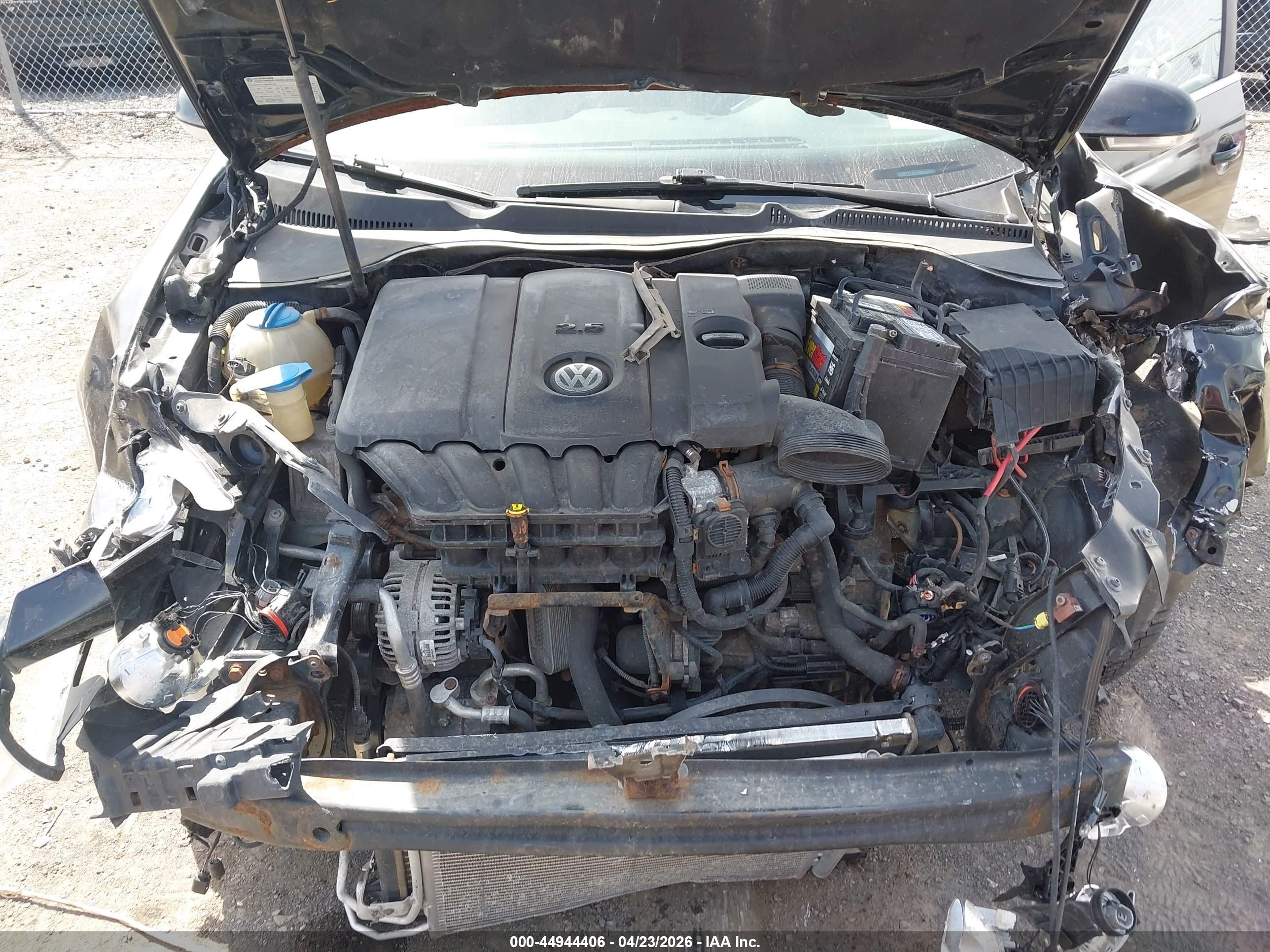 VOLKSWAGEN JETTA image 10