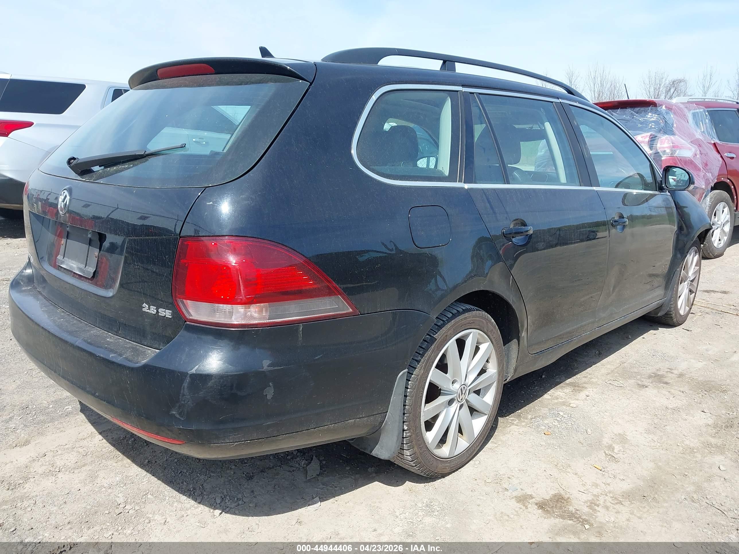 VOLKSWAGEN JETTA image 4