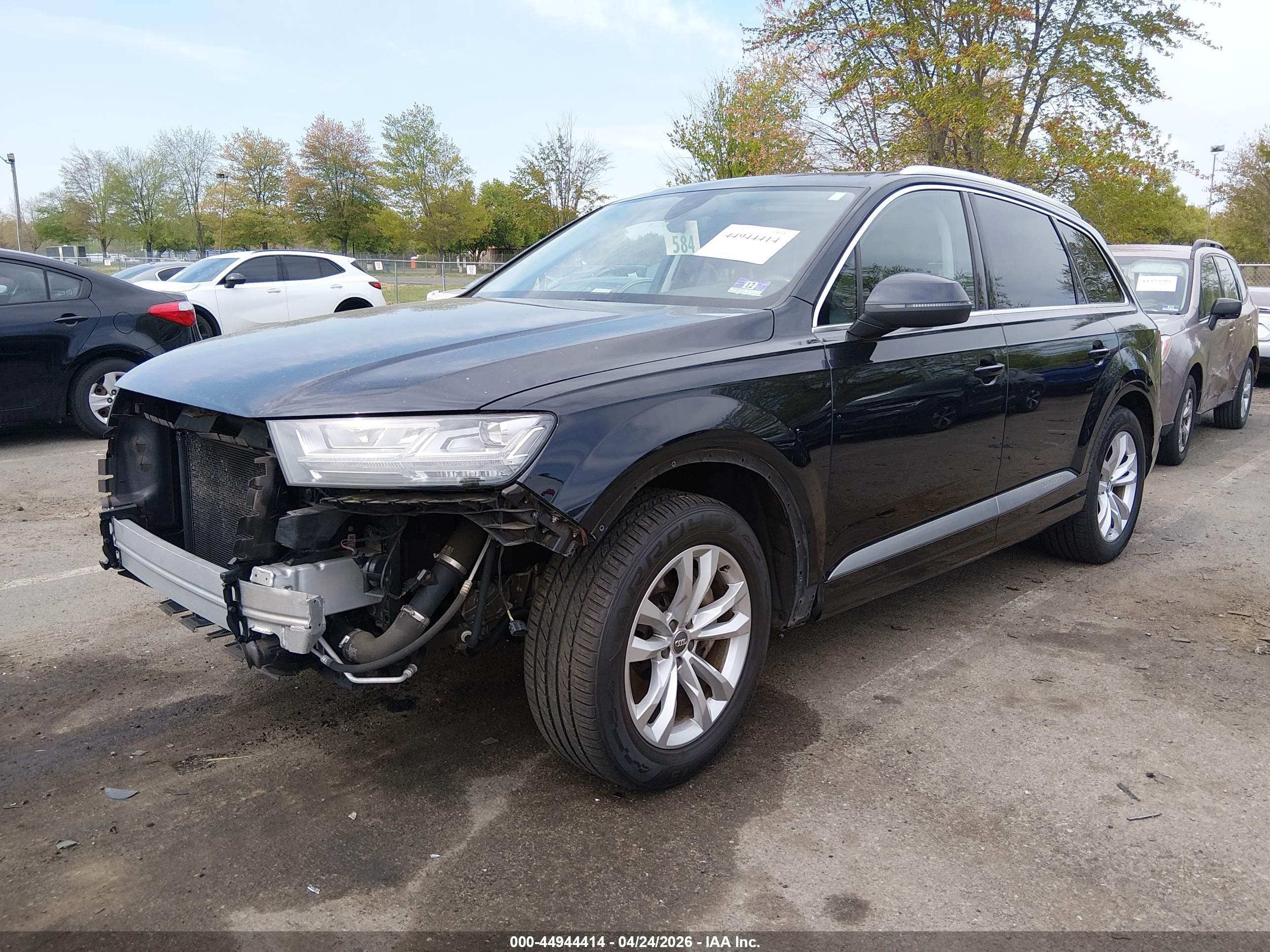 AUDI Q7 image 2