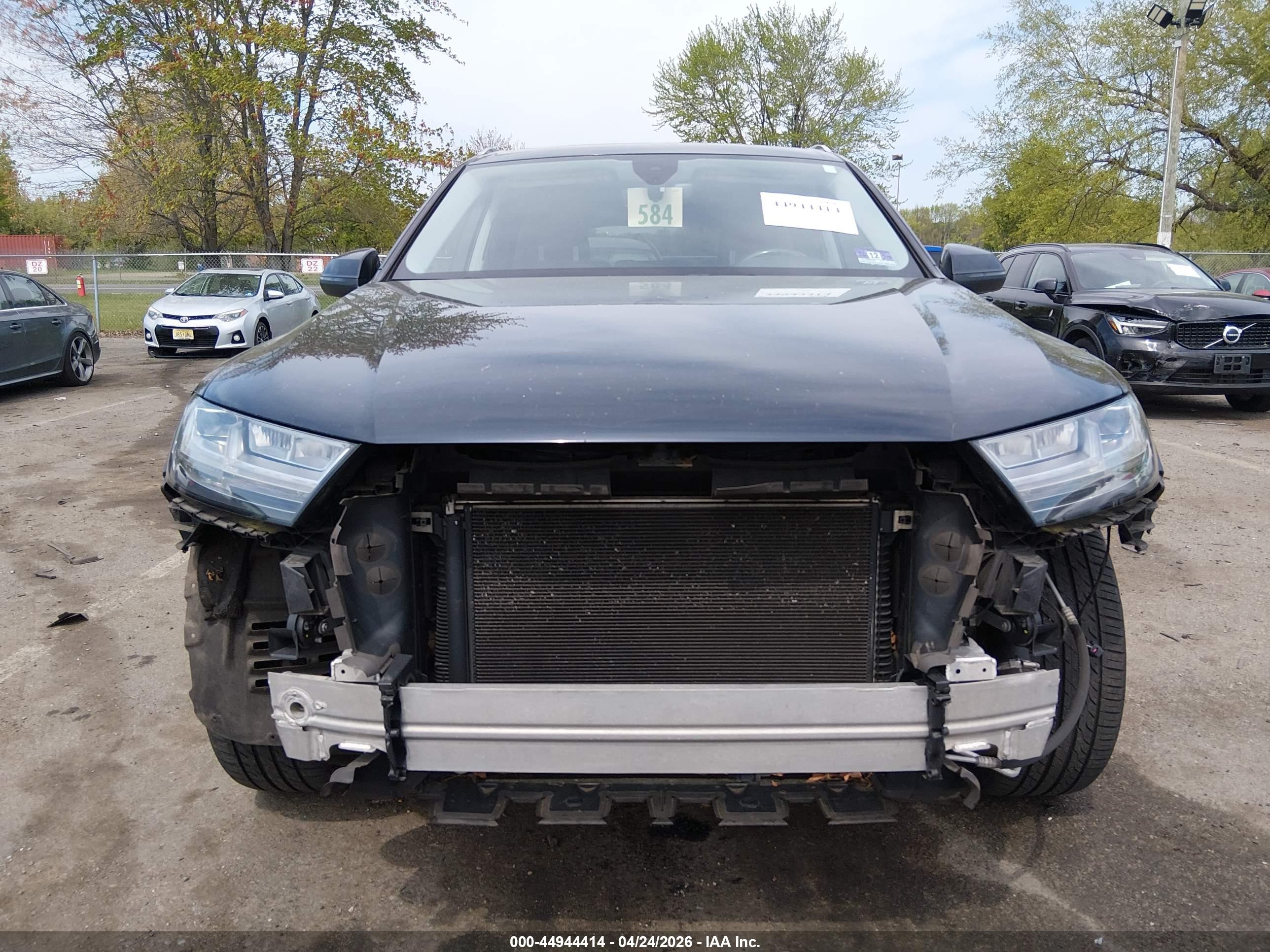 AUDI Q7 image 6