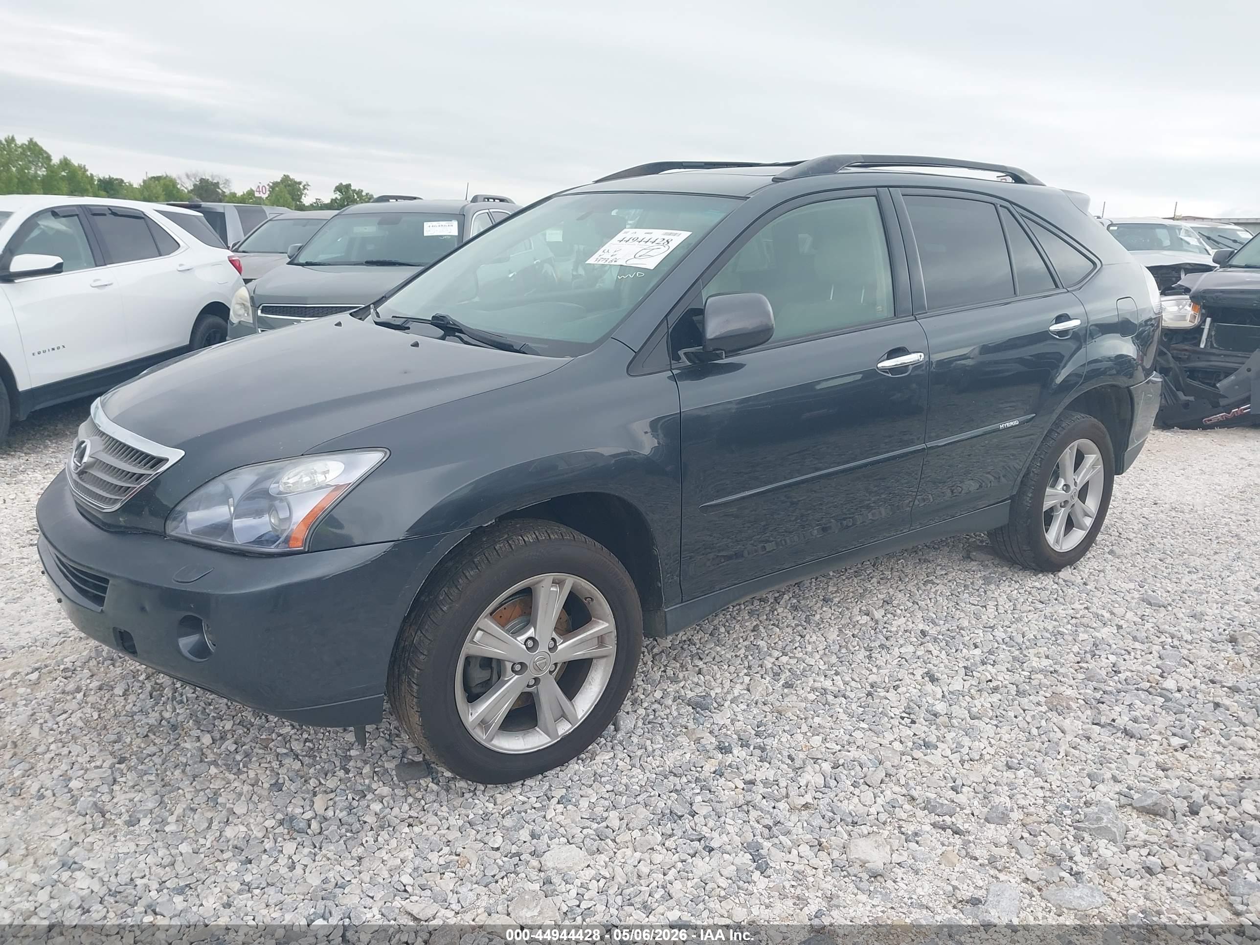 LEXUS RX image 2