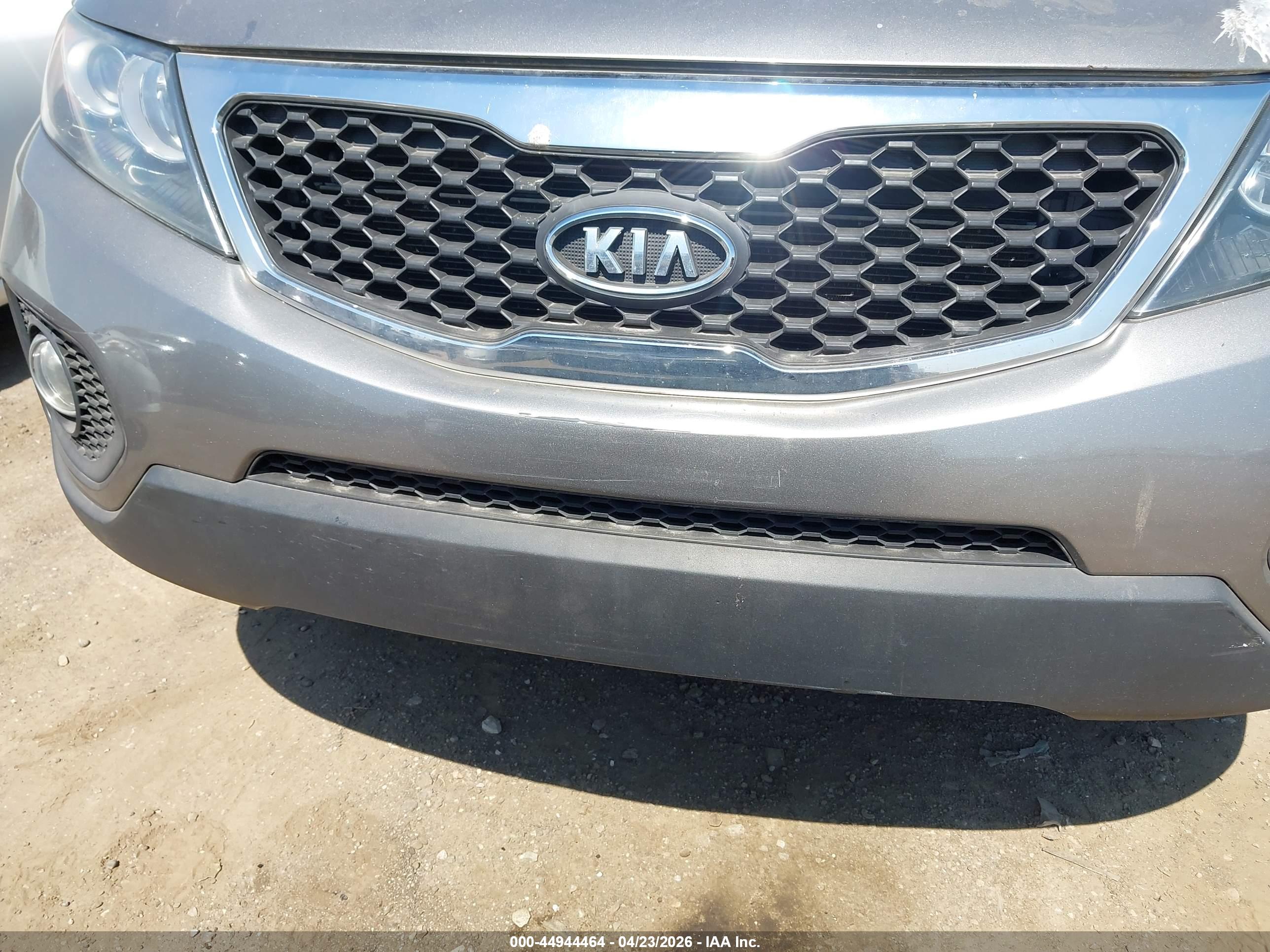 KIA SORENTO image 6