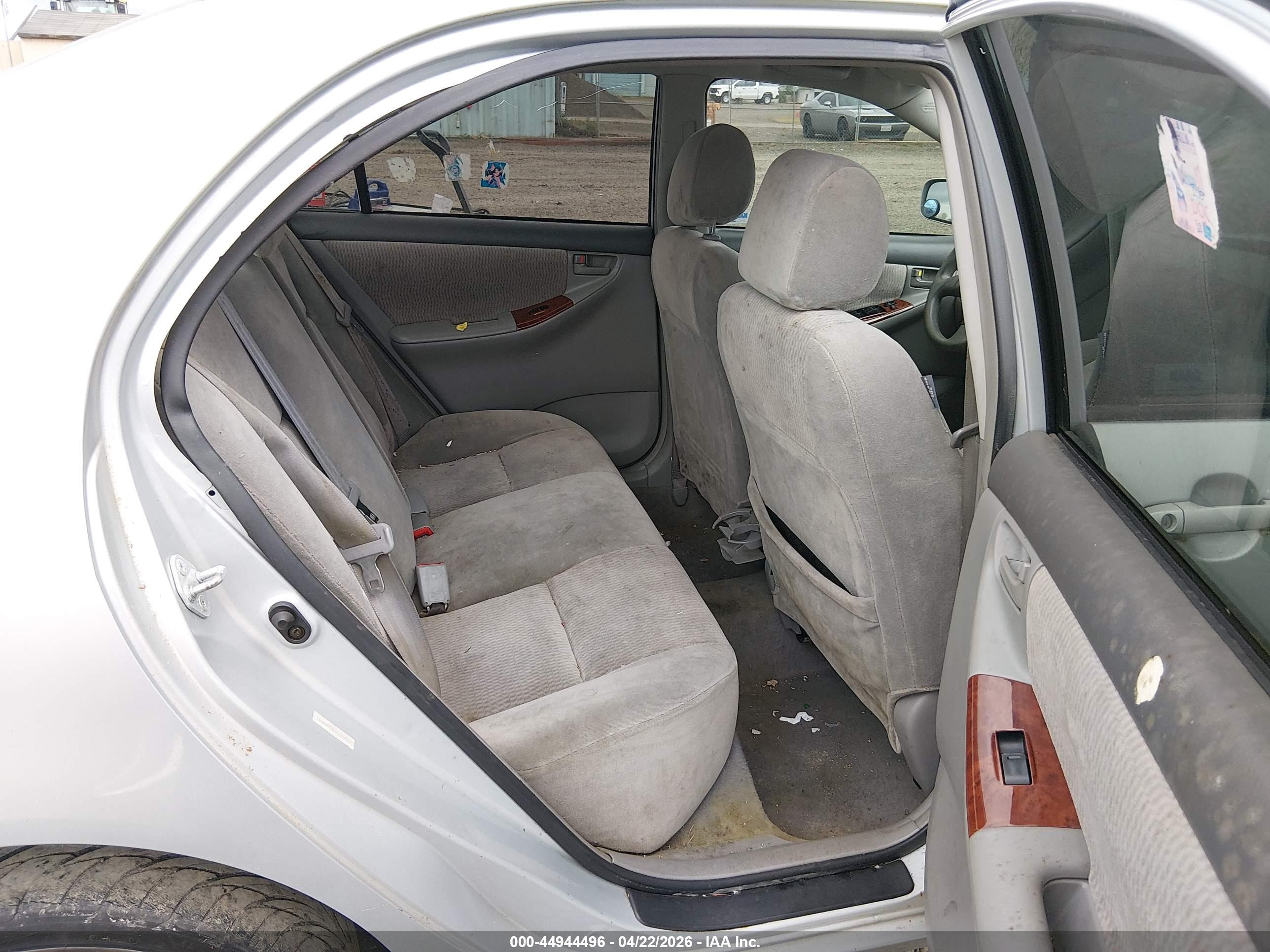 TOYOTA COROLLA image 8