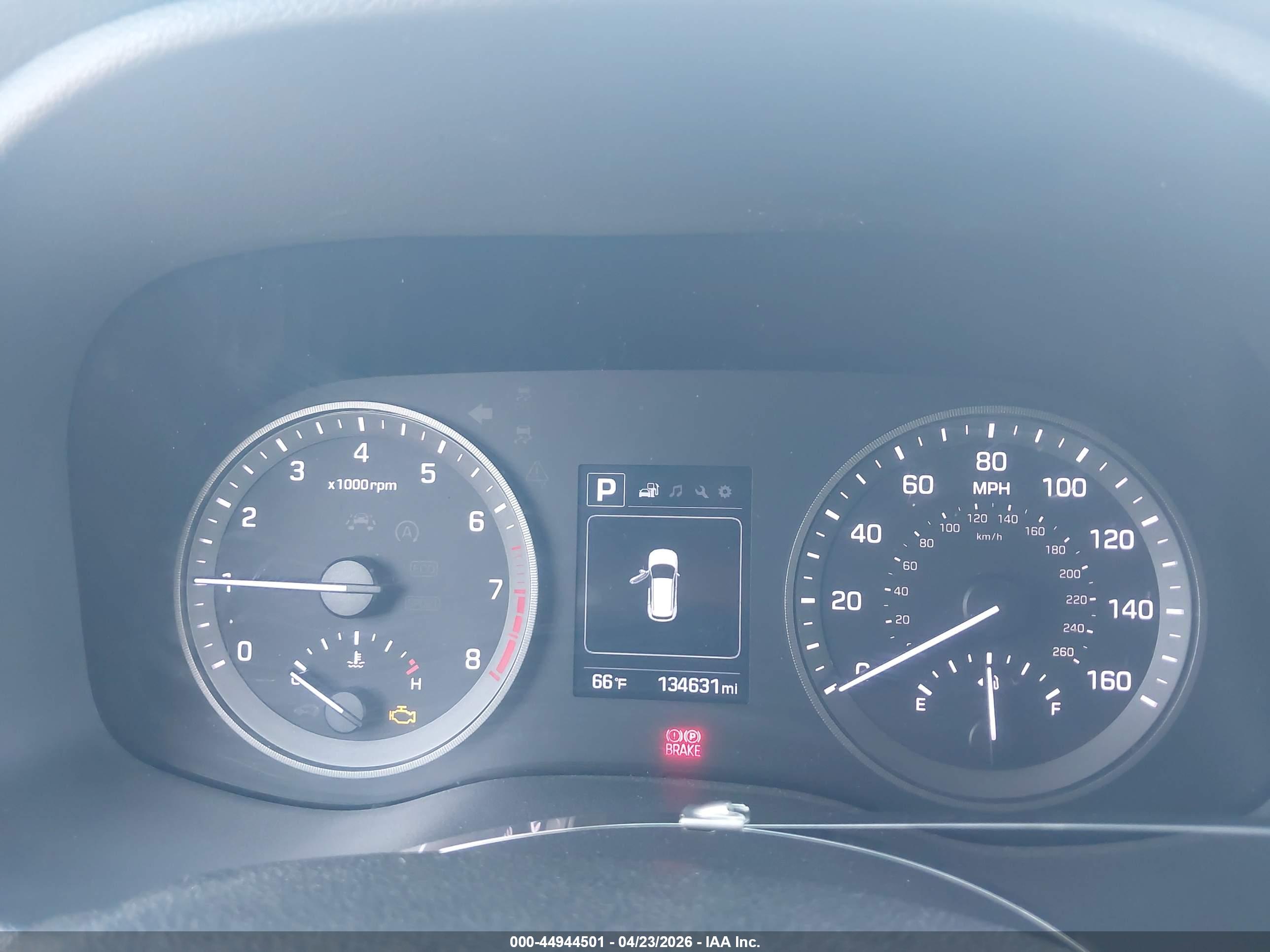 HYUNDAI TUCSON image 7