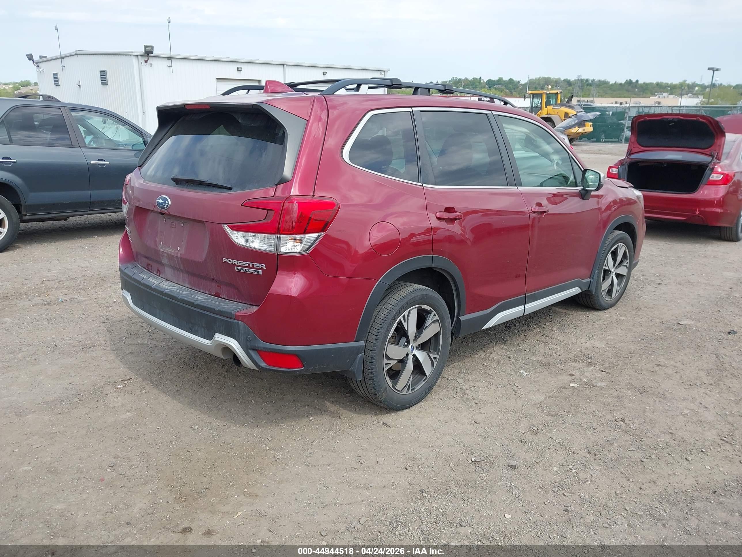 SUBARU FORESTER image 4