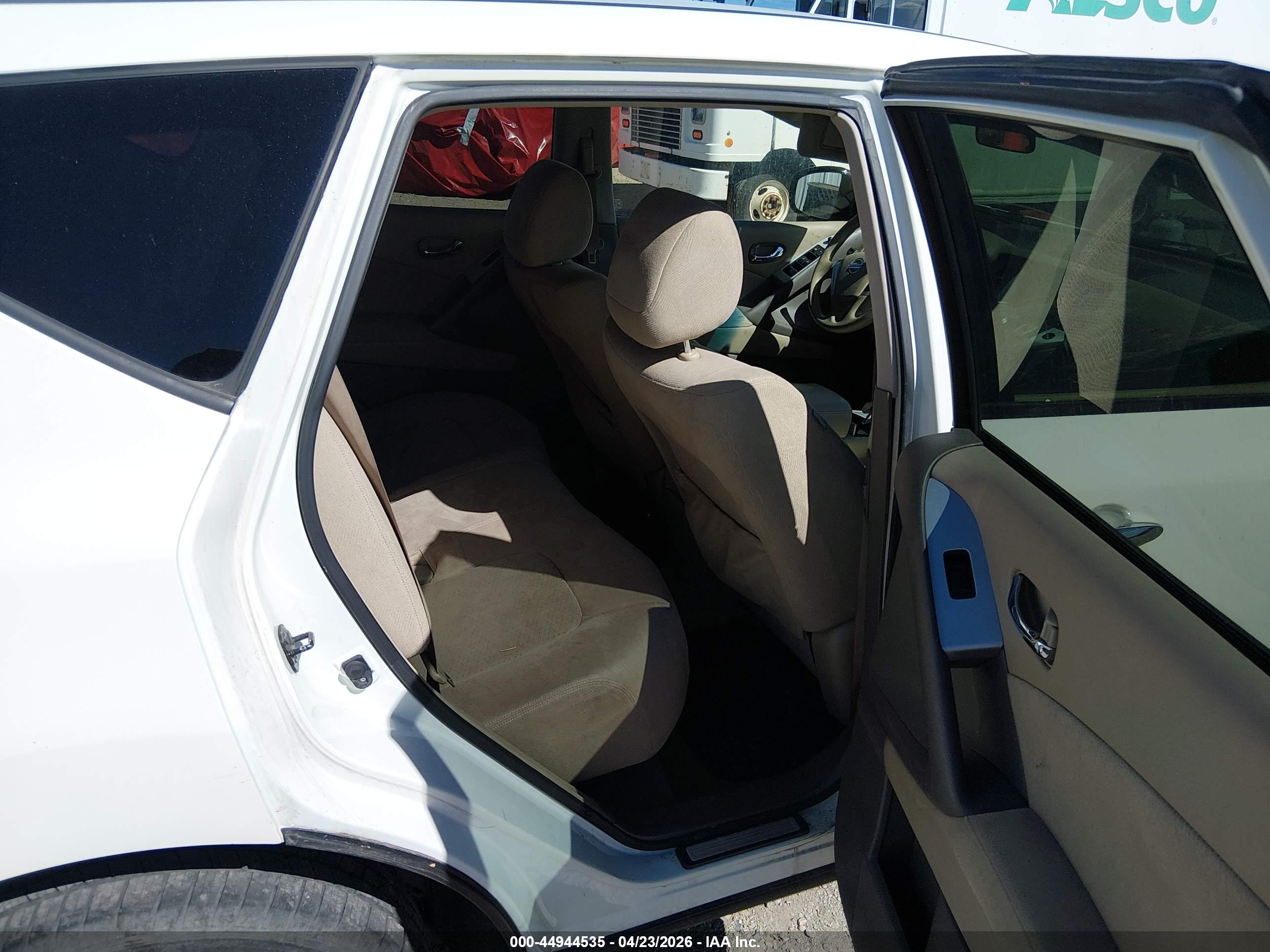NISSAN MURANO image 8