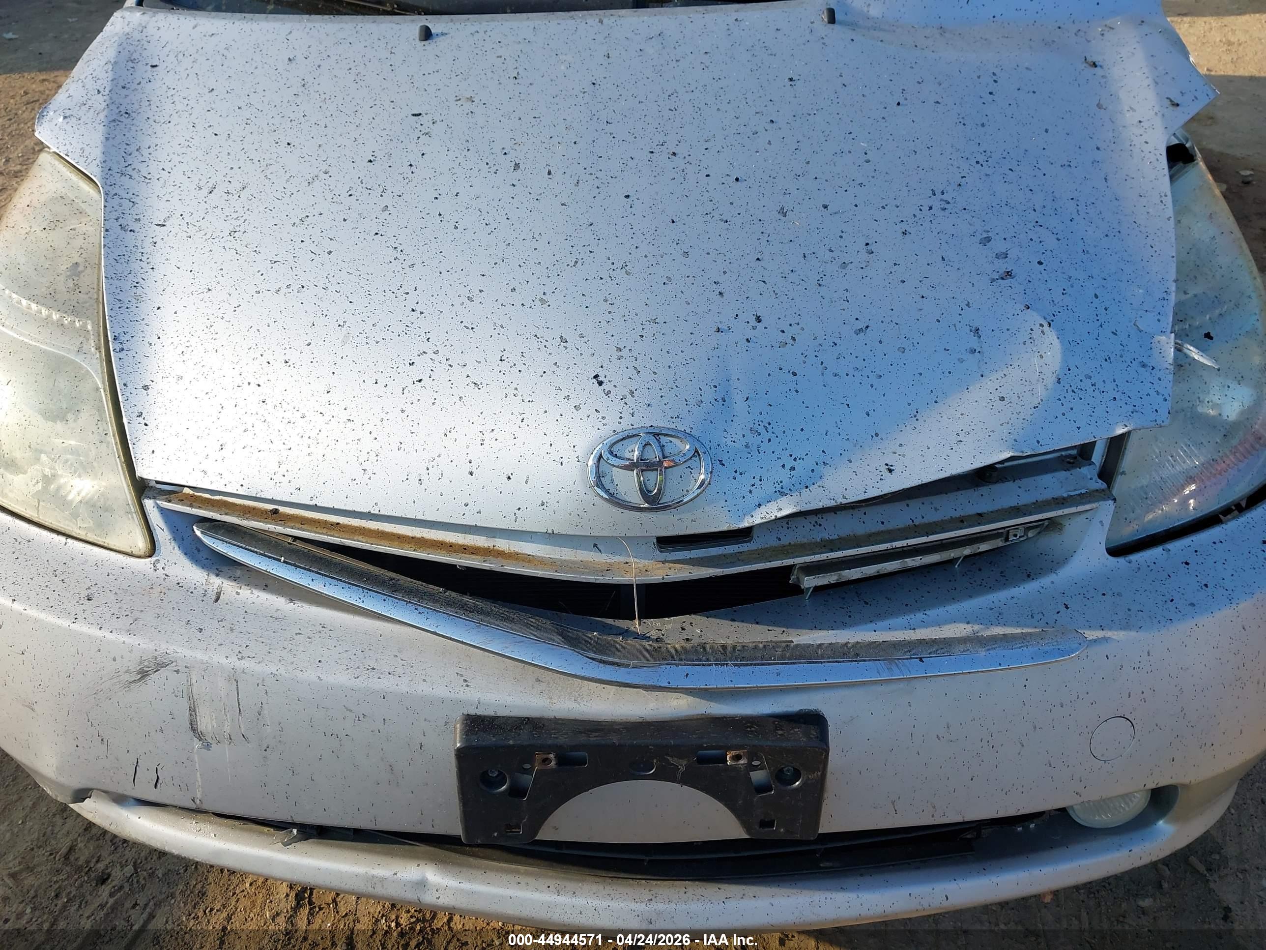TOYOTA PRIUS image 10