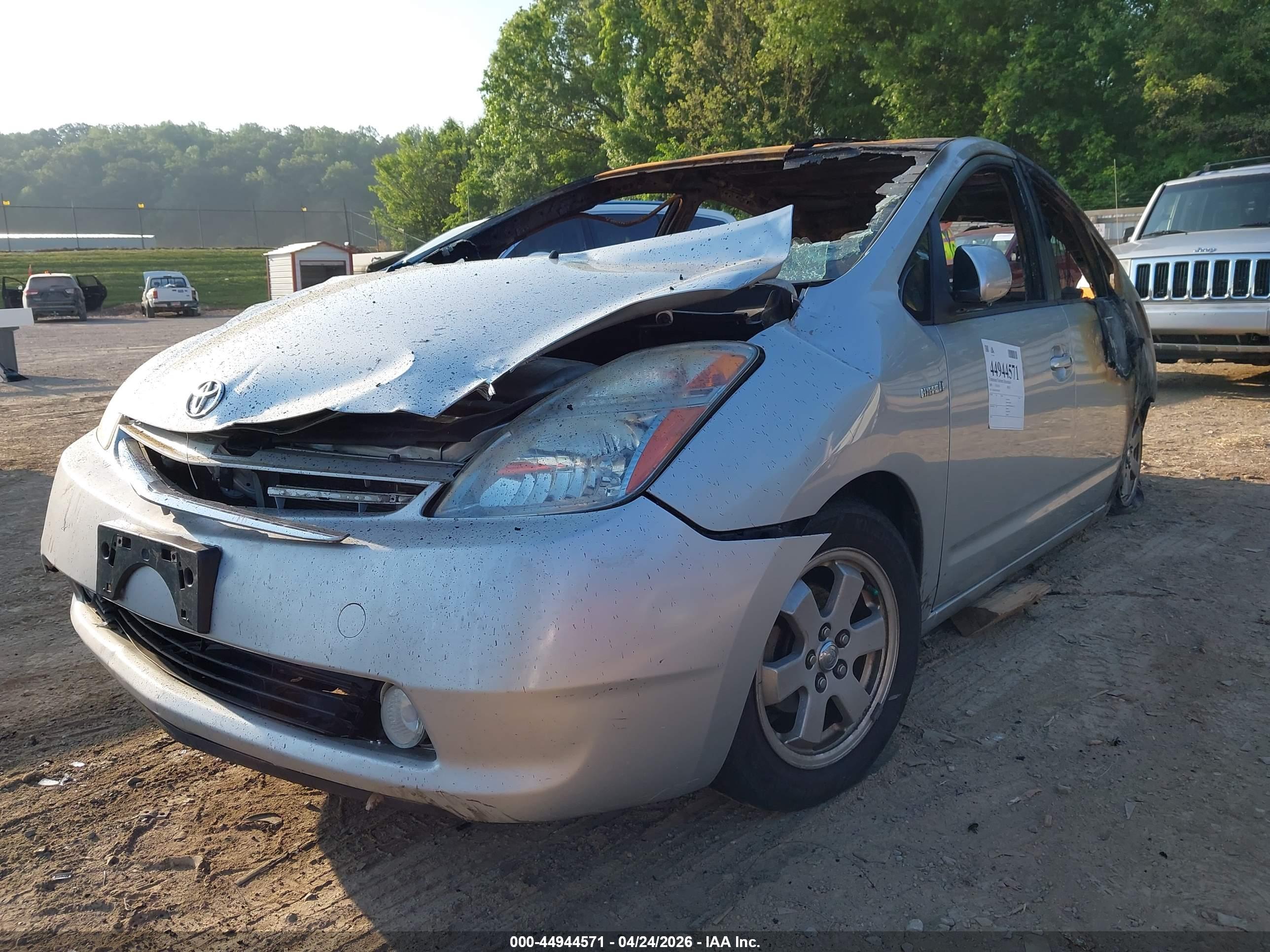 TOYOTA PRIUS image 2