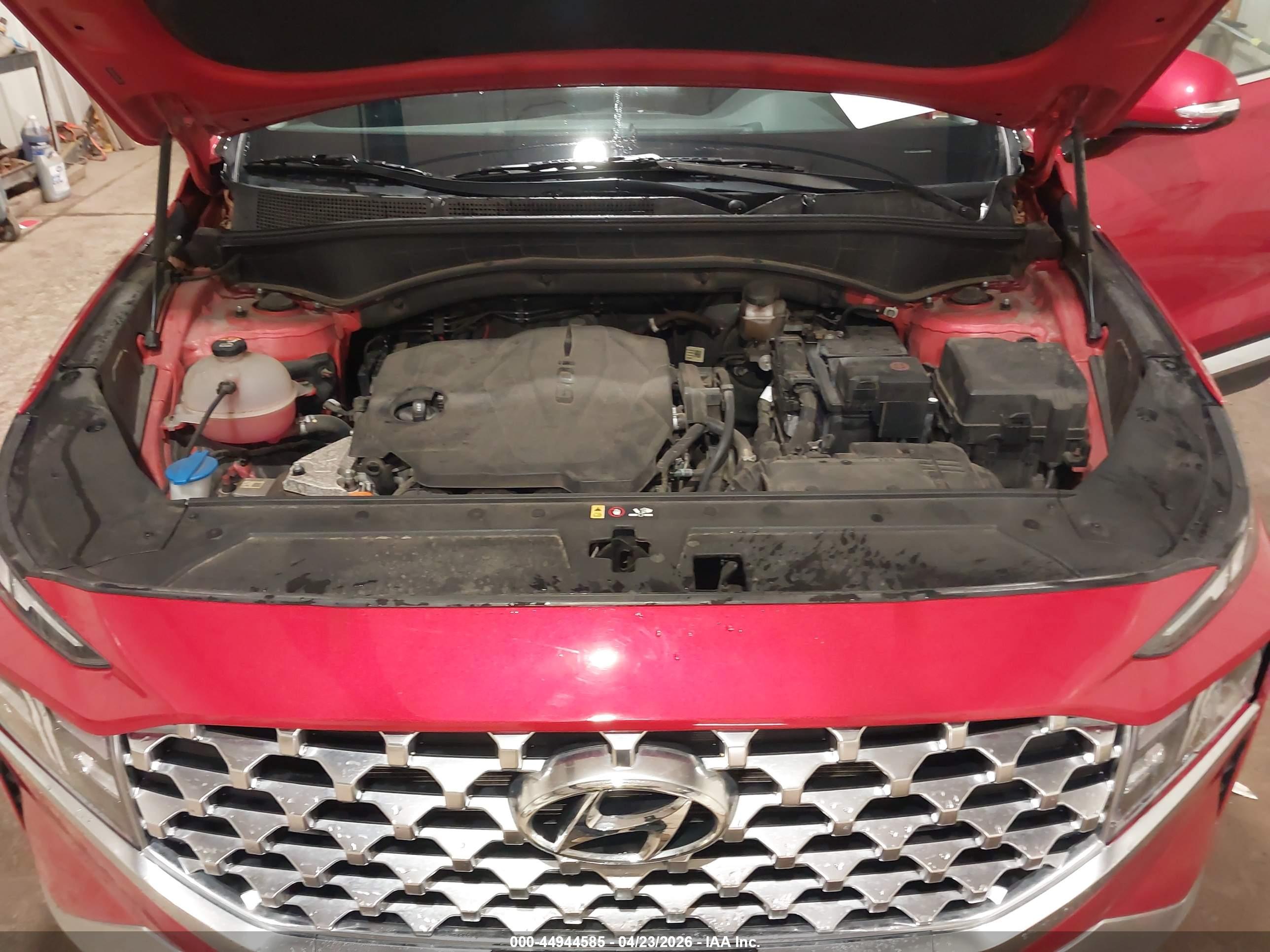 HYUNDAI SANTA image 10