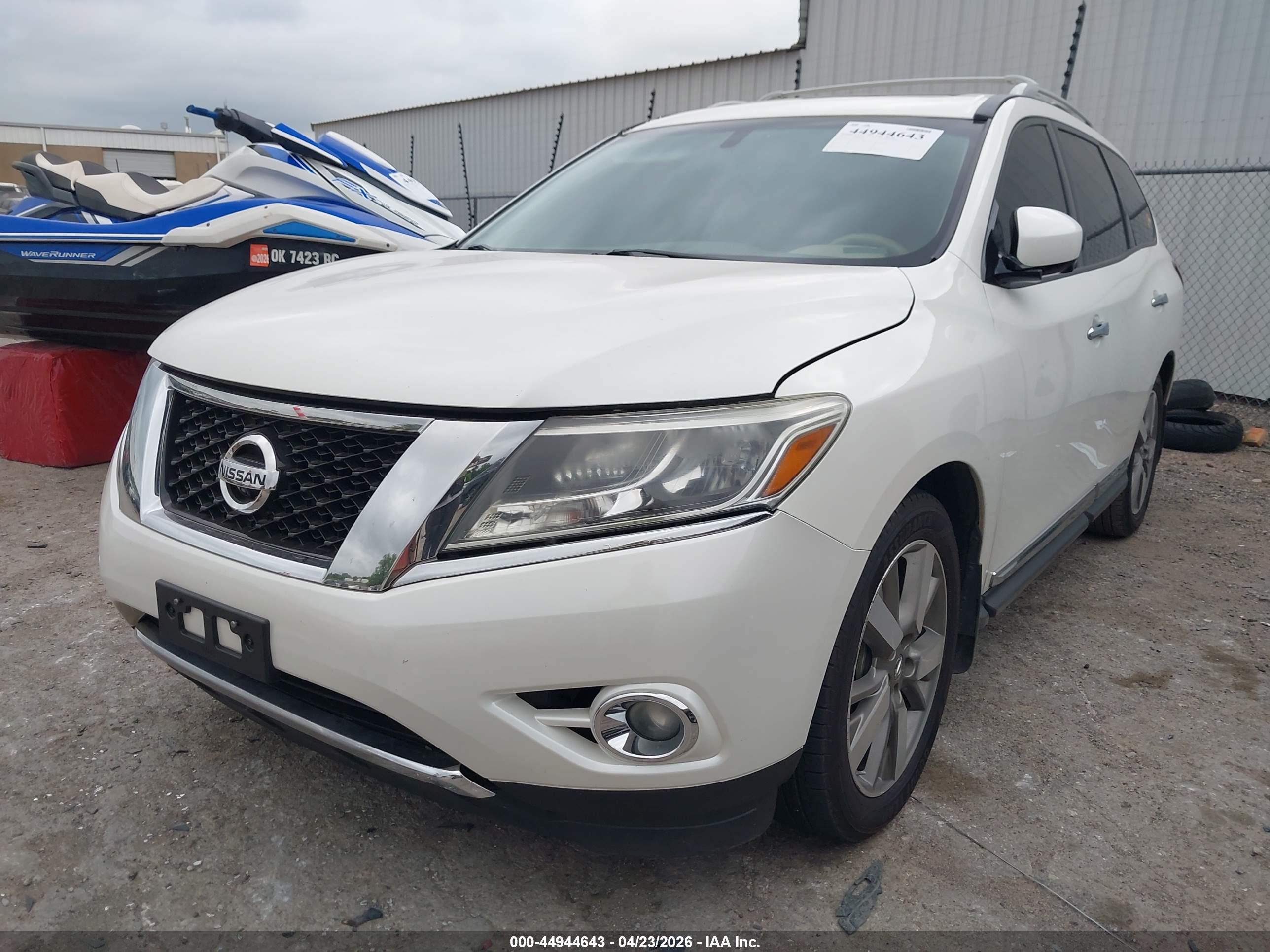 NISSAN PATHFINDER image 2