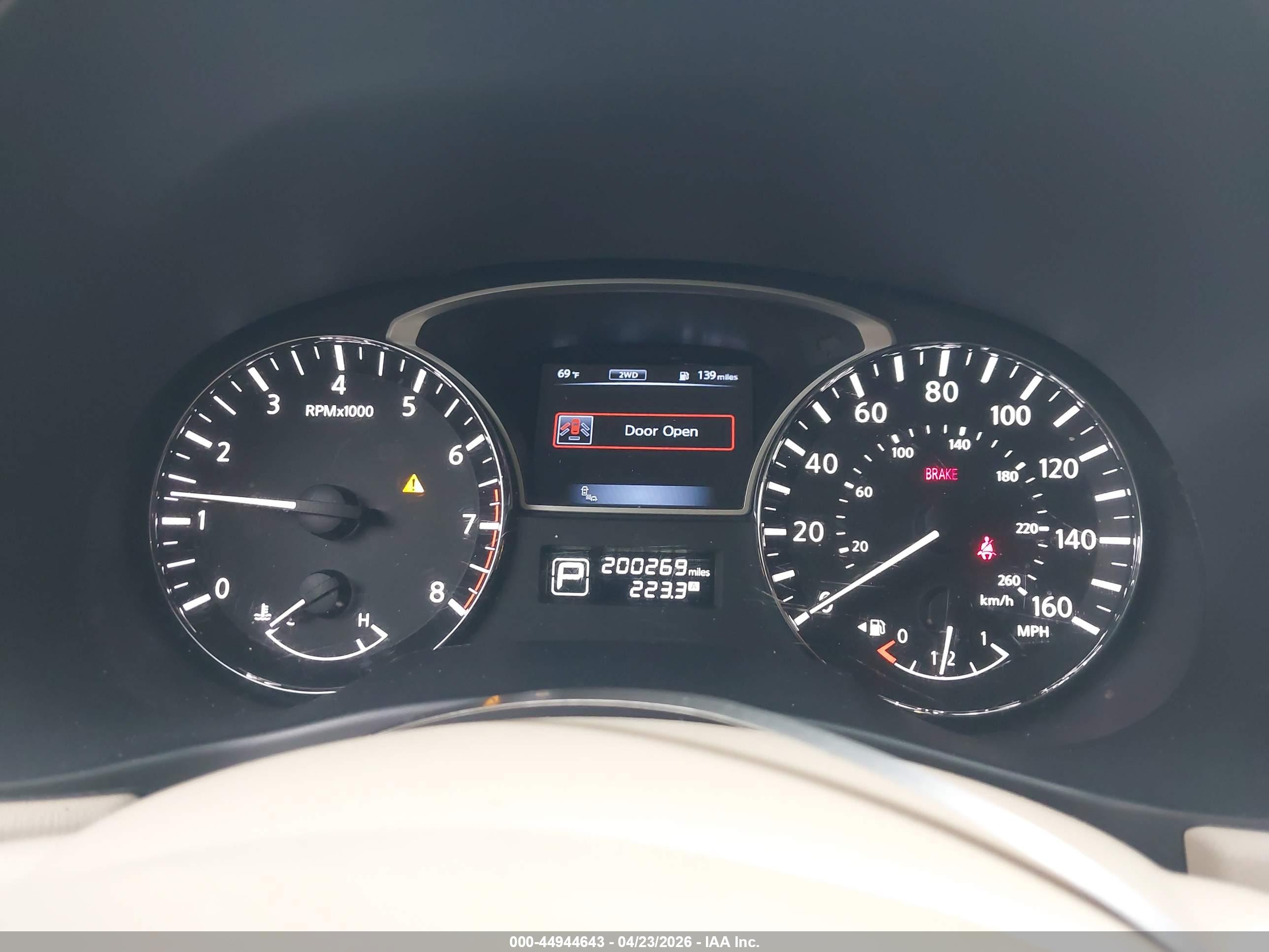 NISSAN PATHFINDER image 7