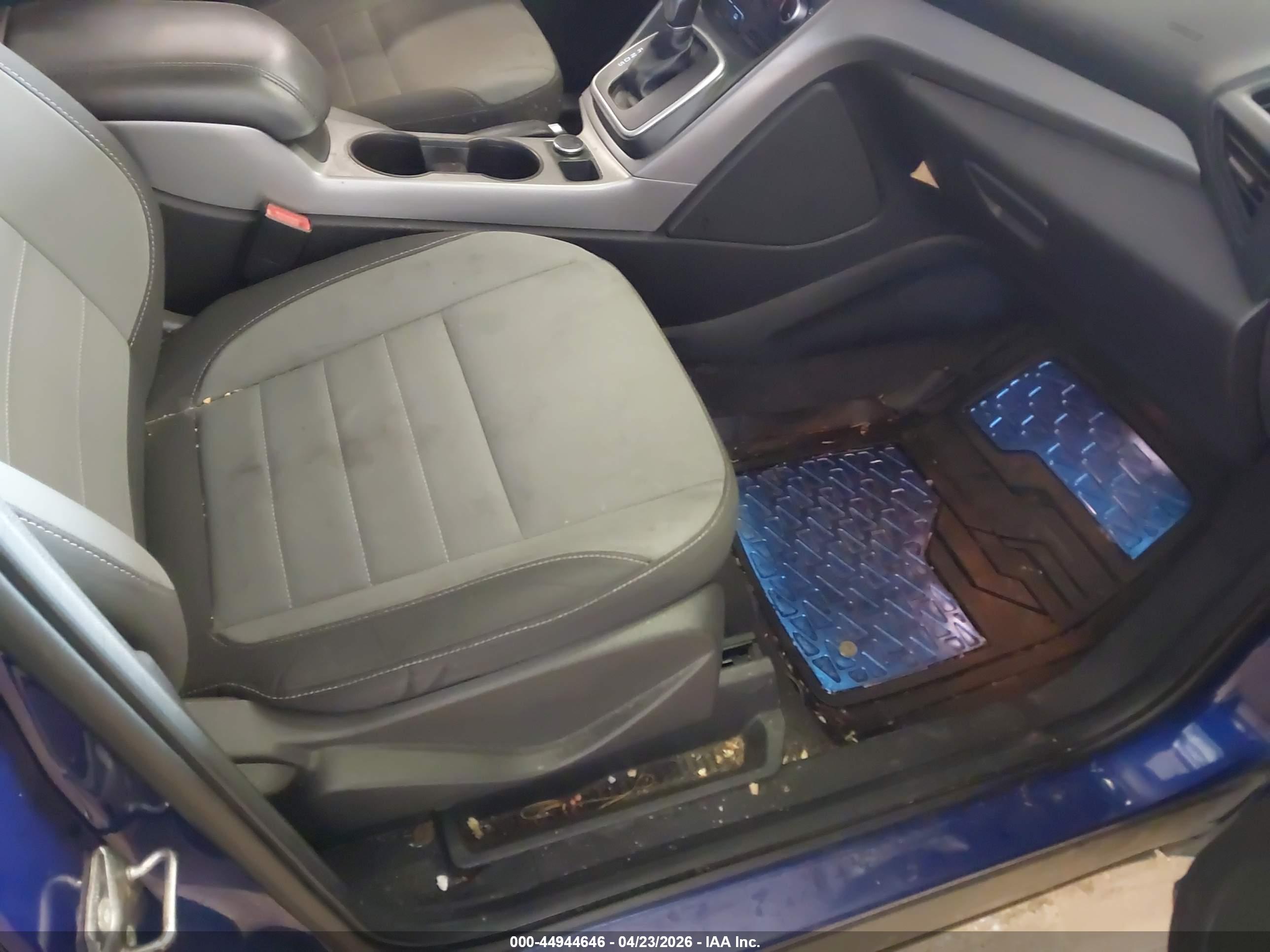 FORD ESCAPE image 5