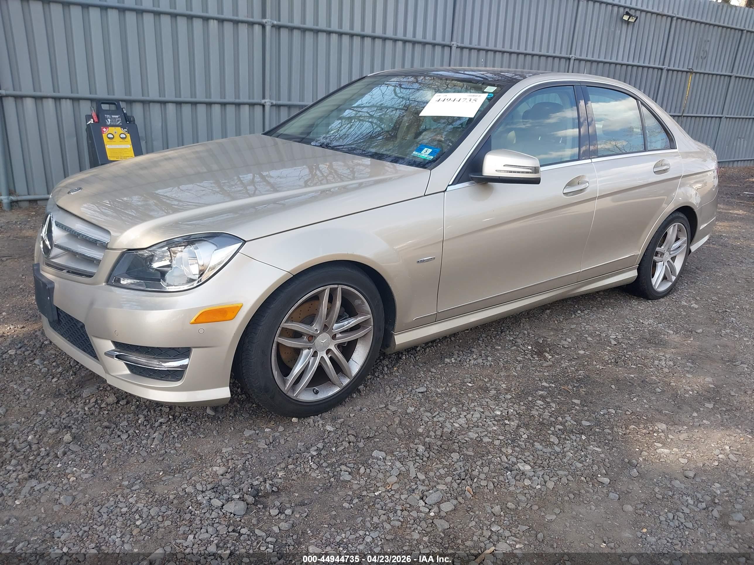 MERCEDES-BENZ C image 2