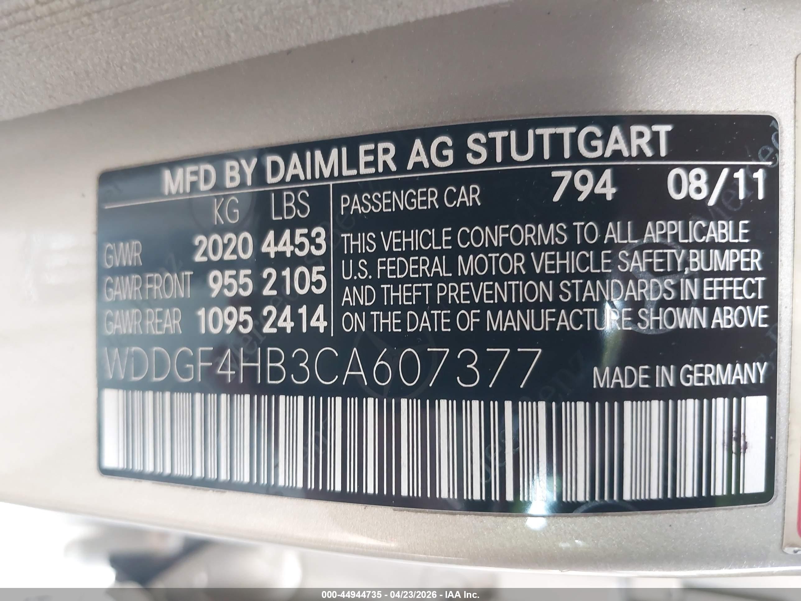 MERCEDES-BENZ C image 9