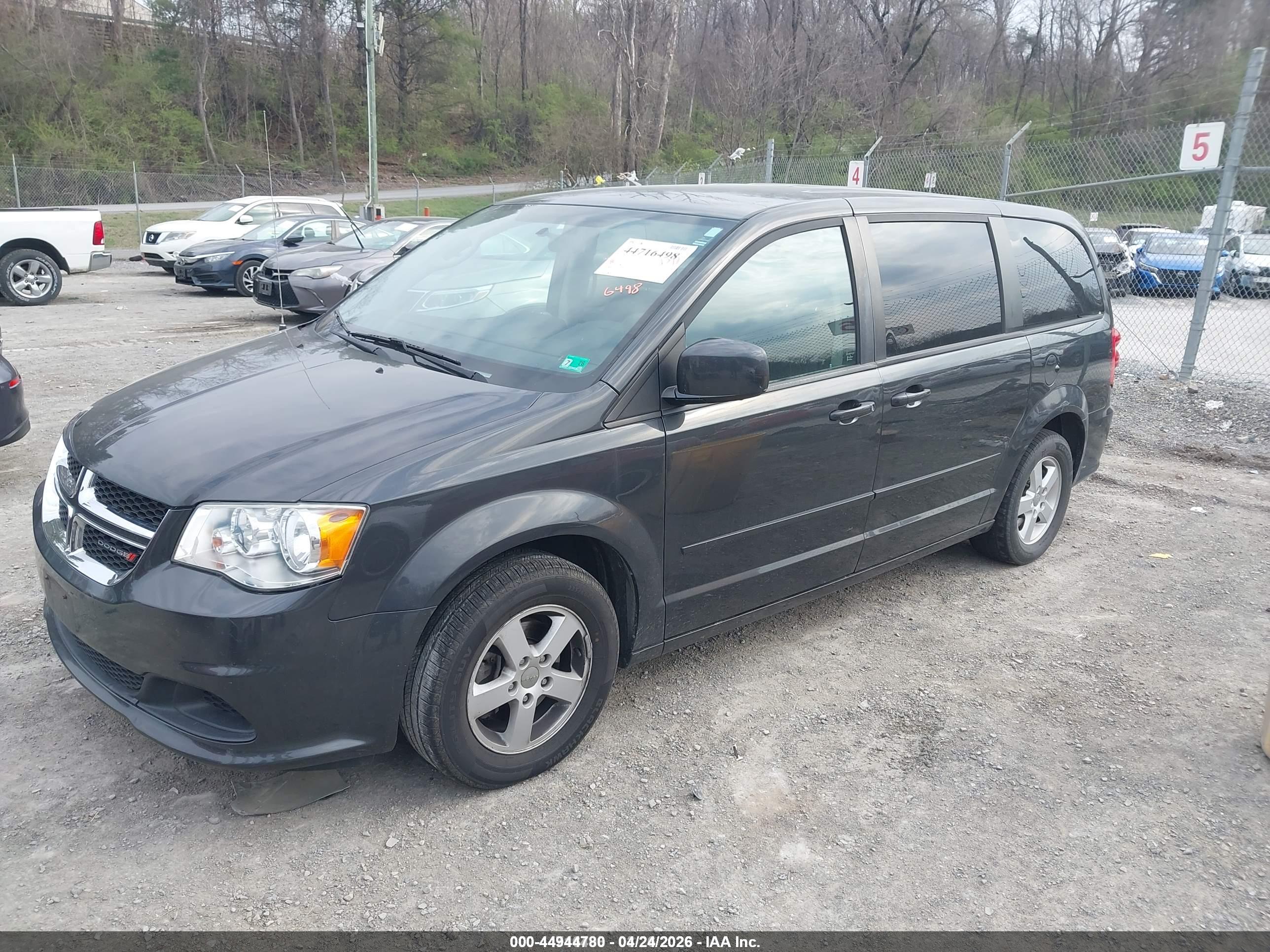 DODGE GRAND image 2
