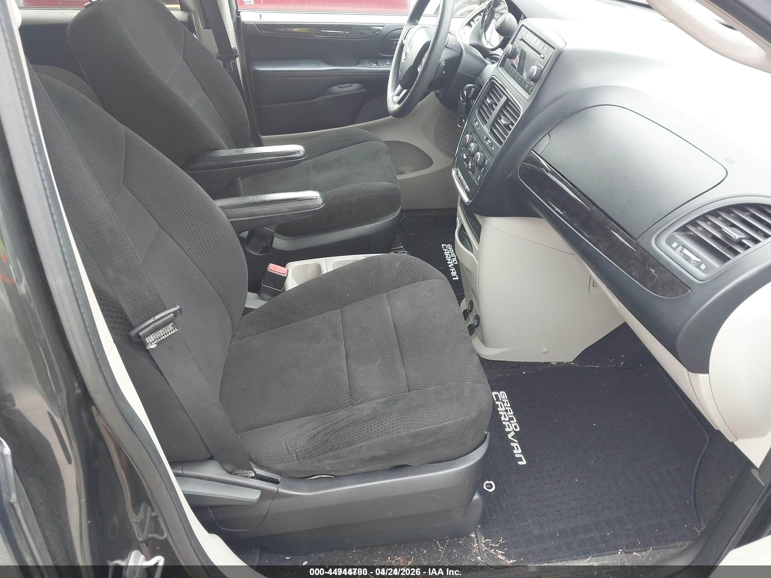 DODGE GRAND image 5