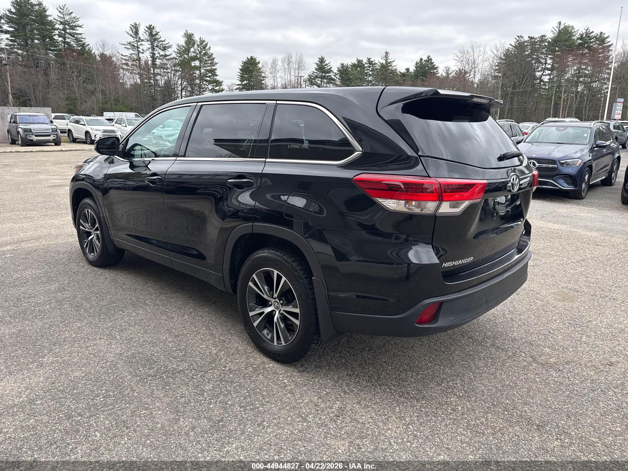 TOYOTA HIGHLANDER image 3