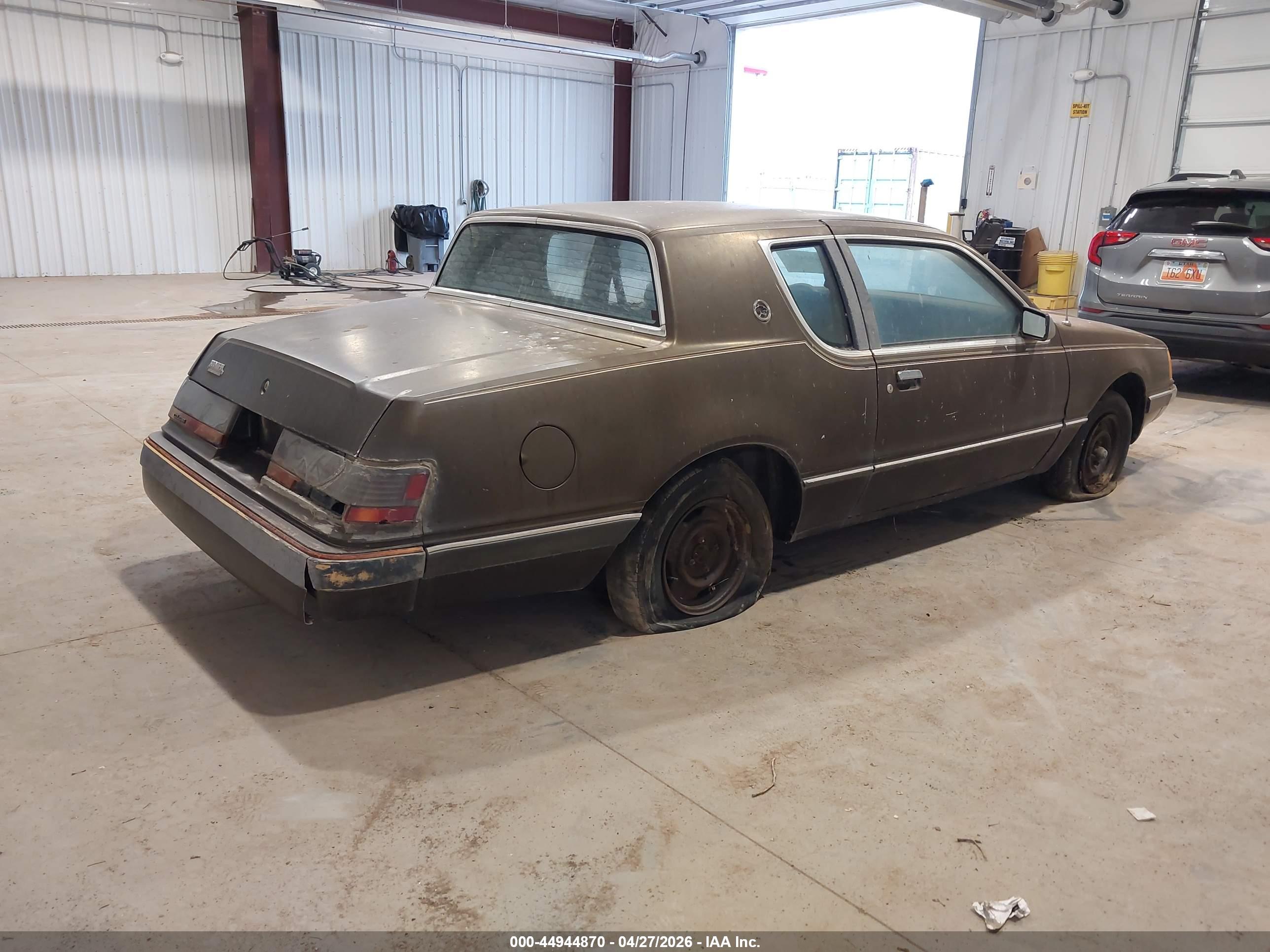MERCURY COUGAR image 4