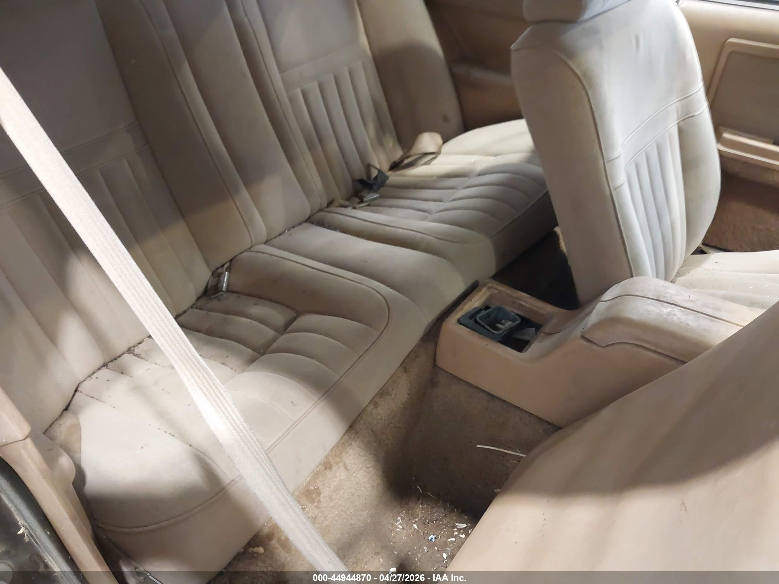MERCURY COUGAR image 8
