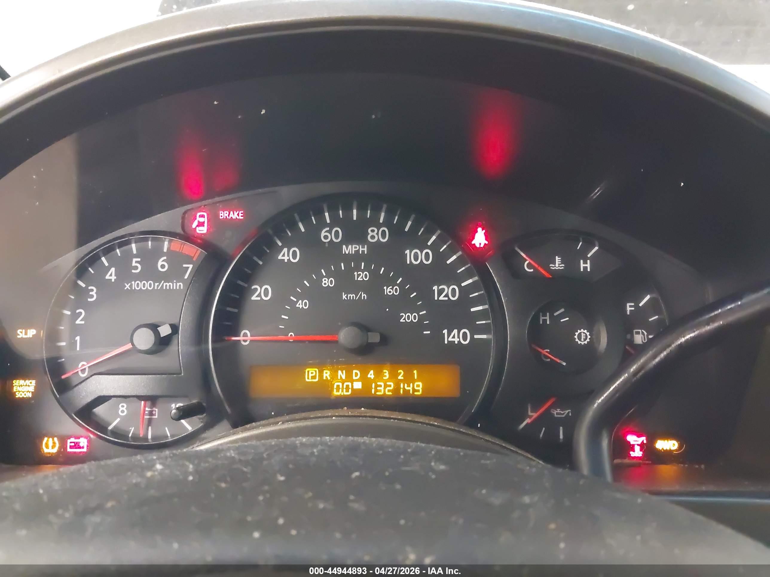 NISSAN TITAN image 7